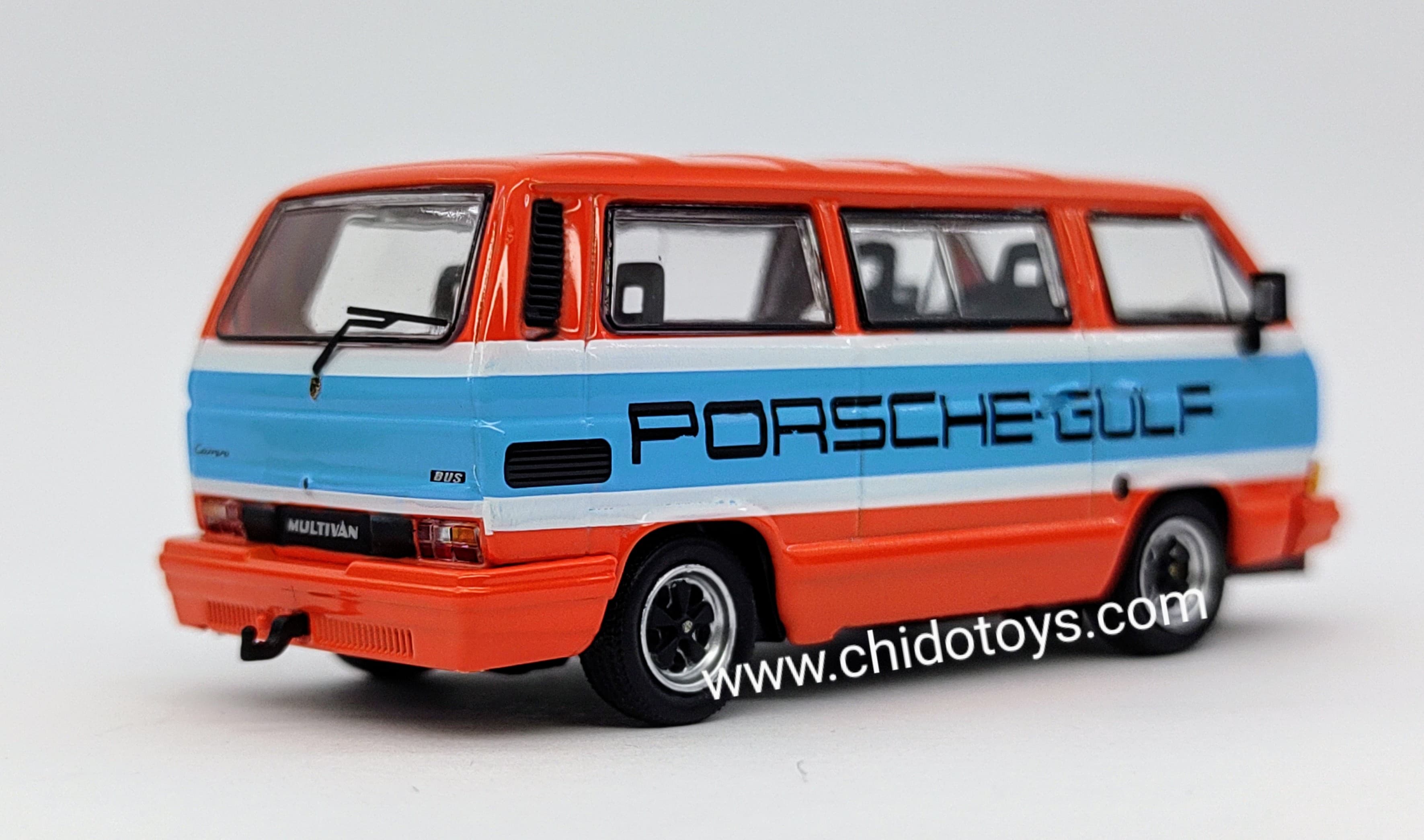 Auto a escala marca Master modelo Volkswagen T3 Carrera - Chido Toys