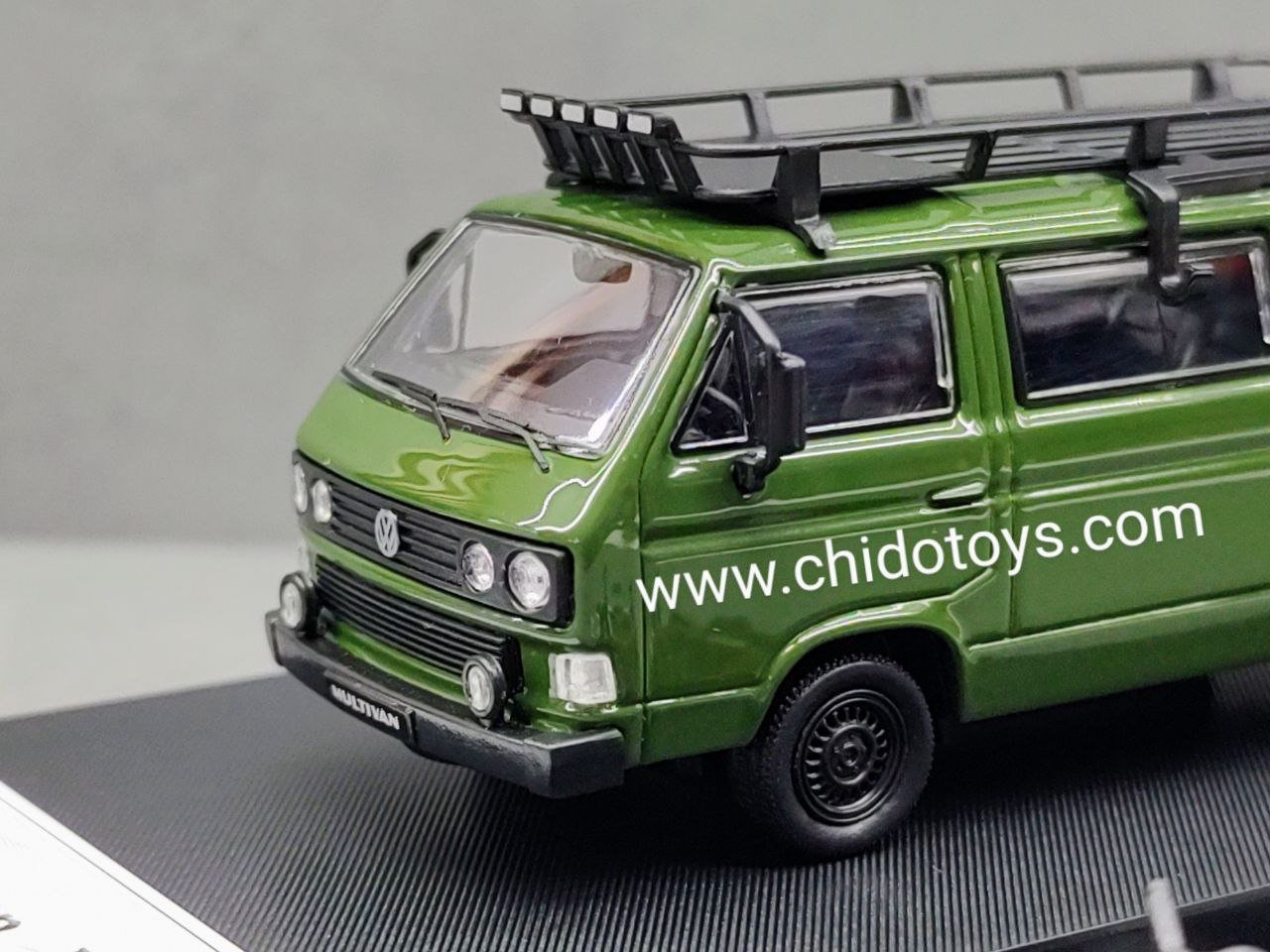 Auto a escala marca Master Modelo Volkswagen T3 Multivan - Chido Toys