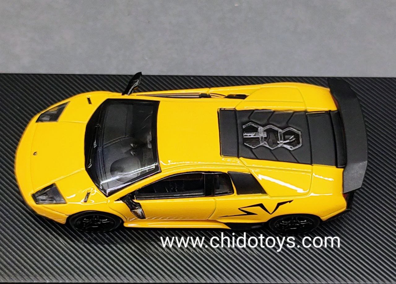 Auto a escala marca Maxwell, Modelo Lamborghini Murciélago LP670 - 4 SV - Chido Toys