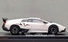 Maxwell Lamborghini Murciélago LP670-4 SV 1:64 blanco diecast con llantas de goma giratorias, base tipo fibra de carbono y capelo acrílico