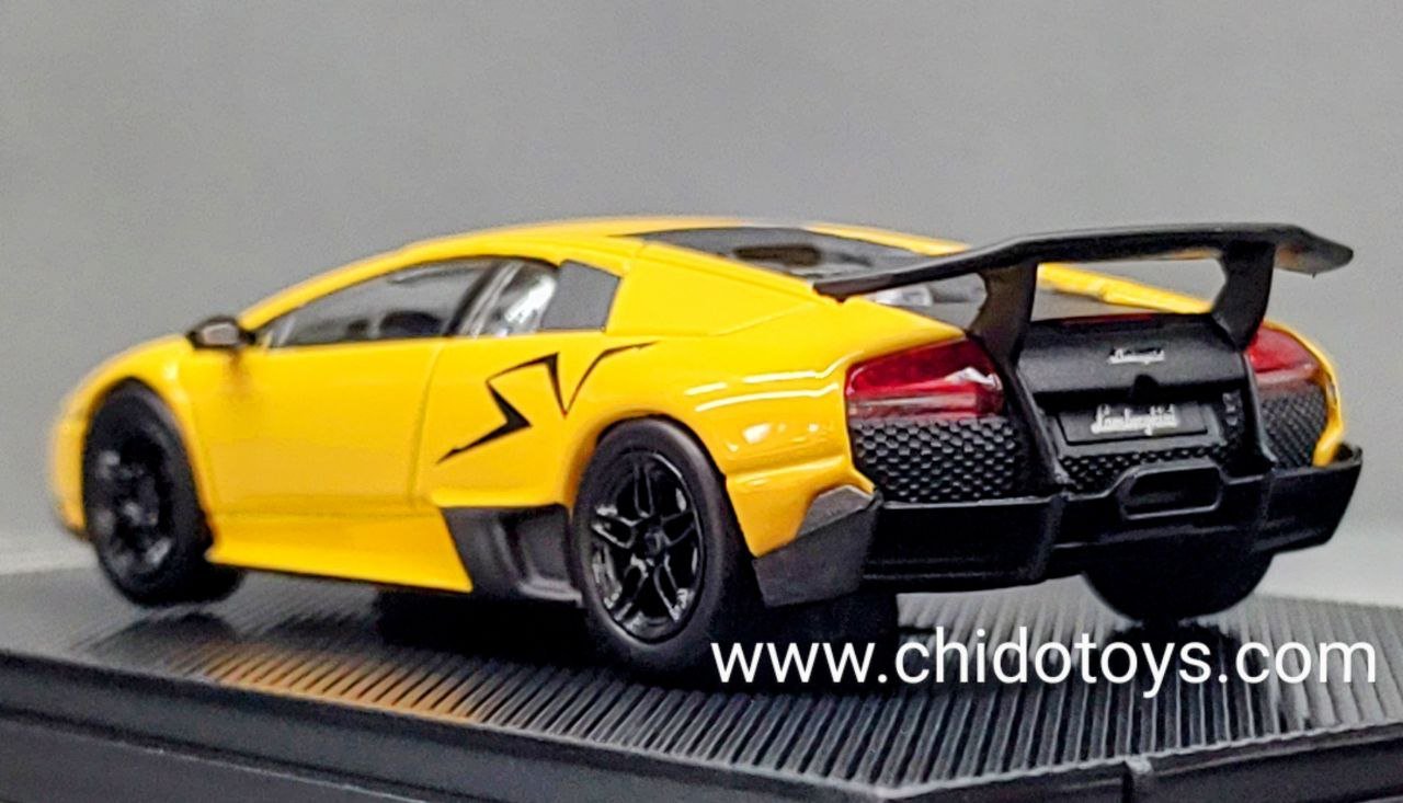 Auto a escala marca Maxwell, Modelo Lamborghini Murciélago LP670 - 4 SV - Chido Toys