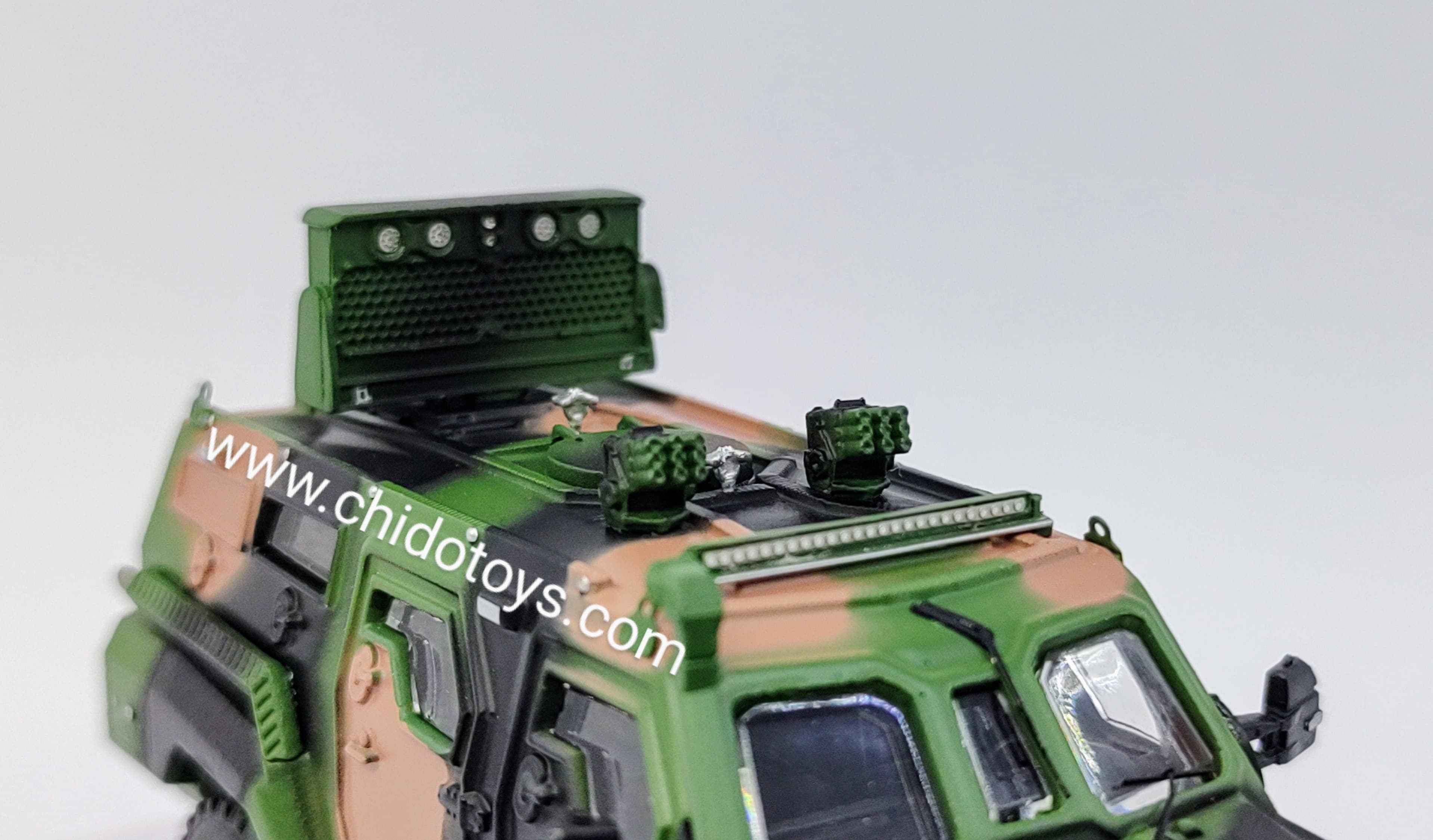 Auto a escala marca MB, modelo Spinosaurus Explosion Proof. - Chido Toys