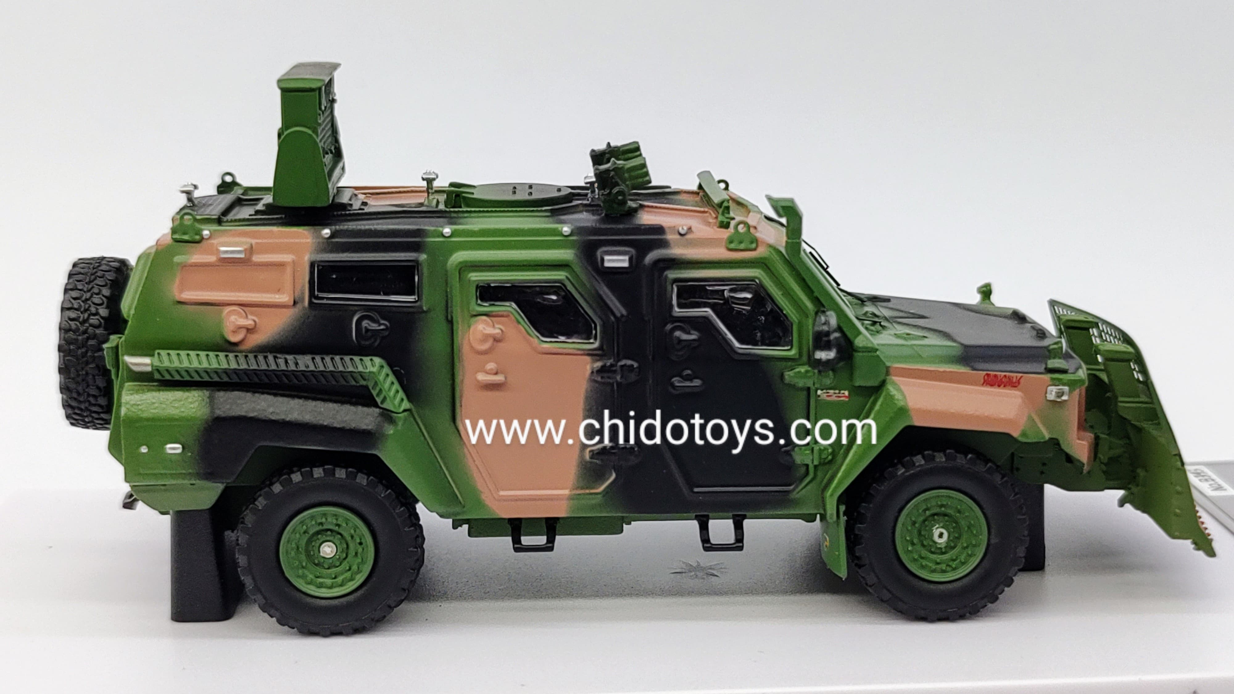 Auto a escala marca MB, modelo Spinosaurus Explosion Proof. - Chido Toys