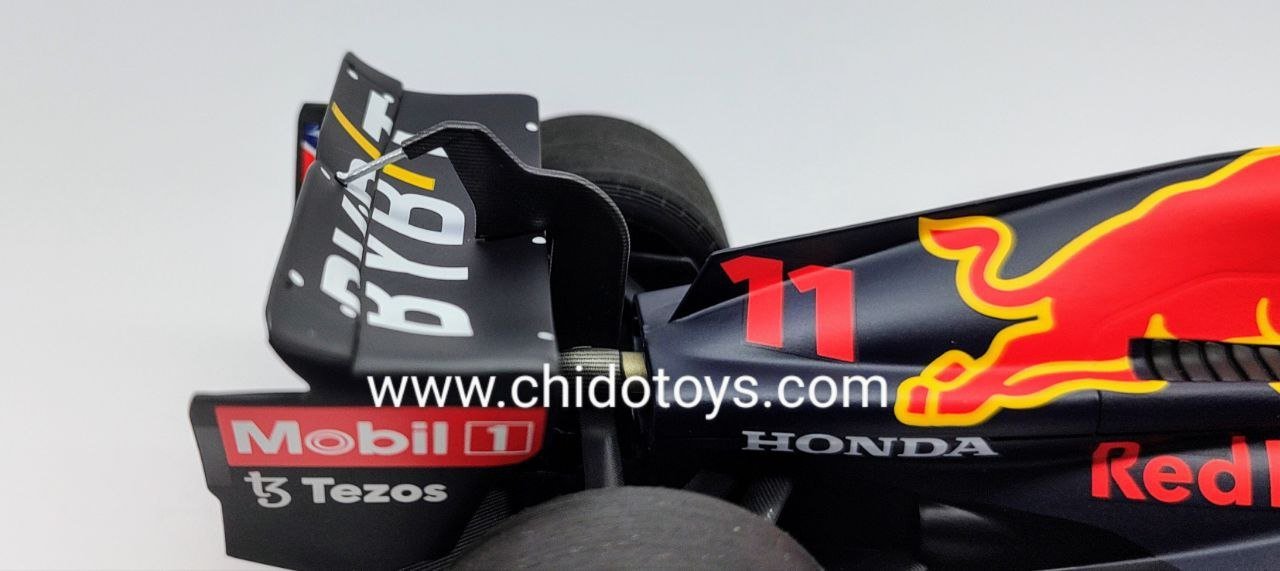 Auto a escala marca Mini Champs, Modelo RB18, Sergio Checo Pérez, GP México 2022 - Chido Toys