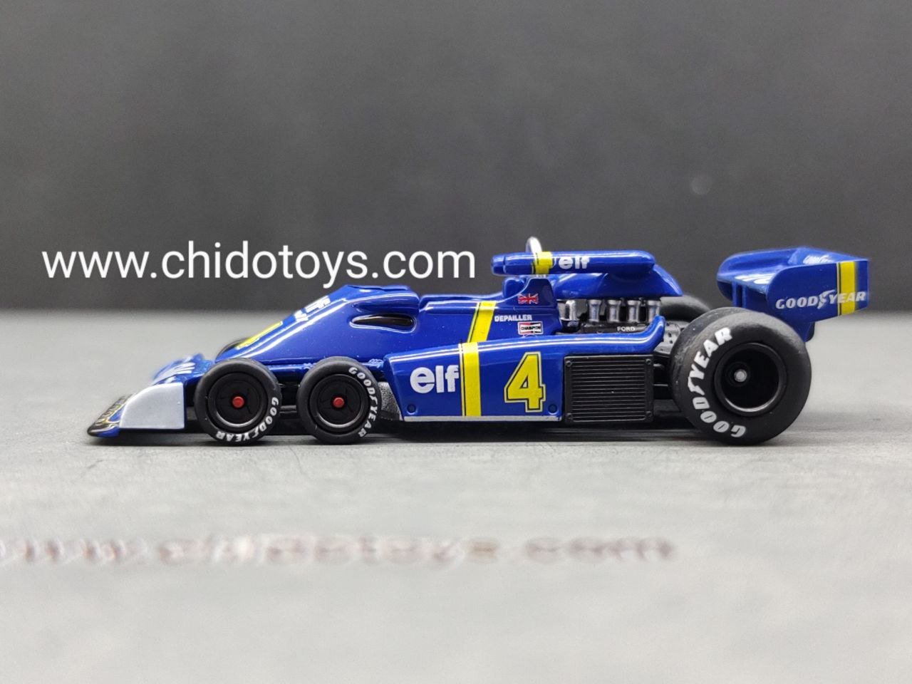 Auto a escala marca Mini GT, Gran Premio 1976 Tyrrell P34 #4 GP de España - Chido Toys