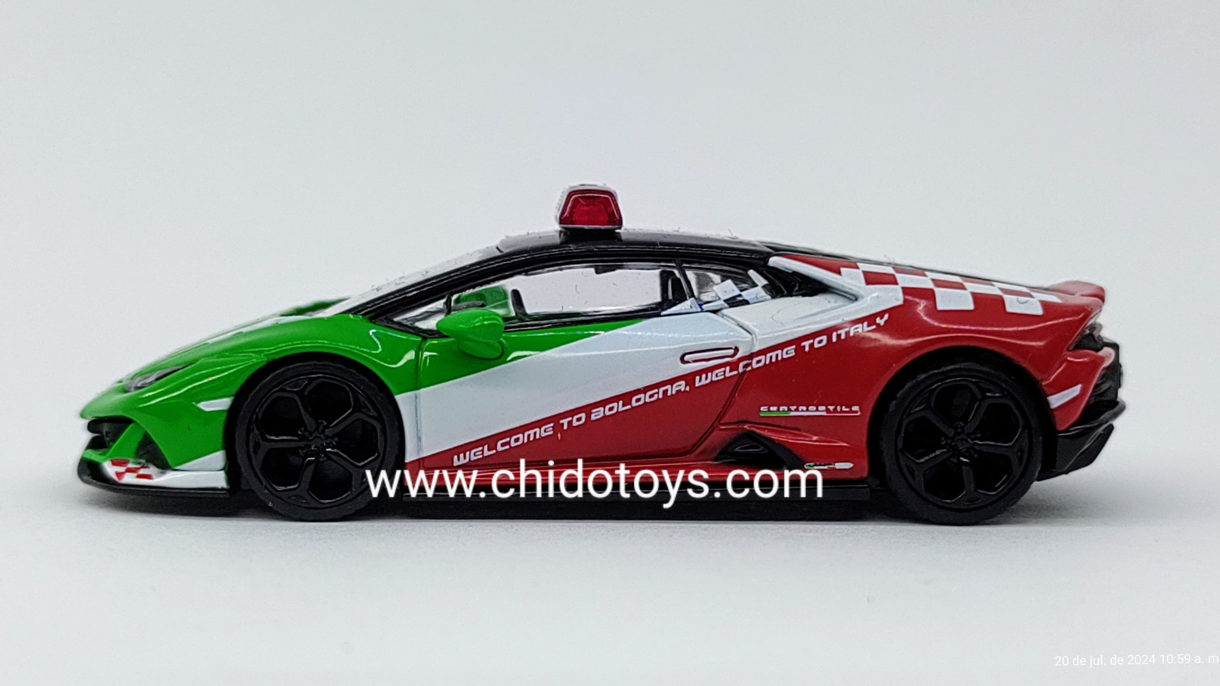 Auto a escala marca Mini GT Lamborghini Huracán EVO Bologna Airport 2020 - Chido Toys