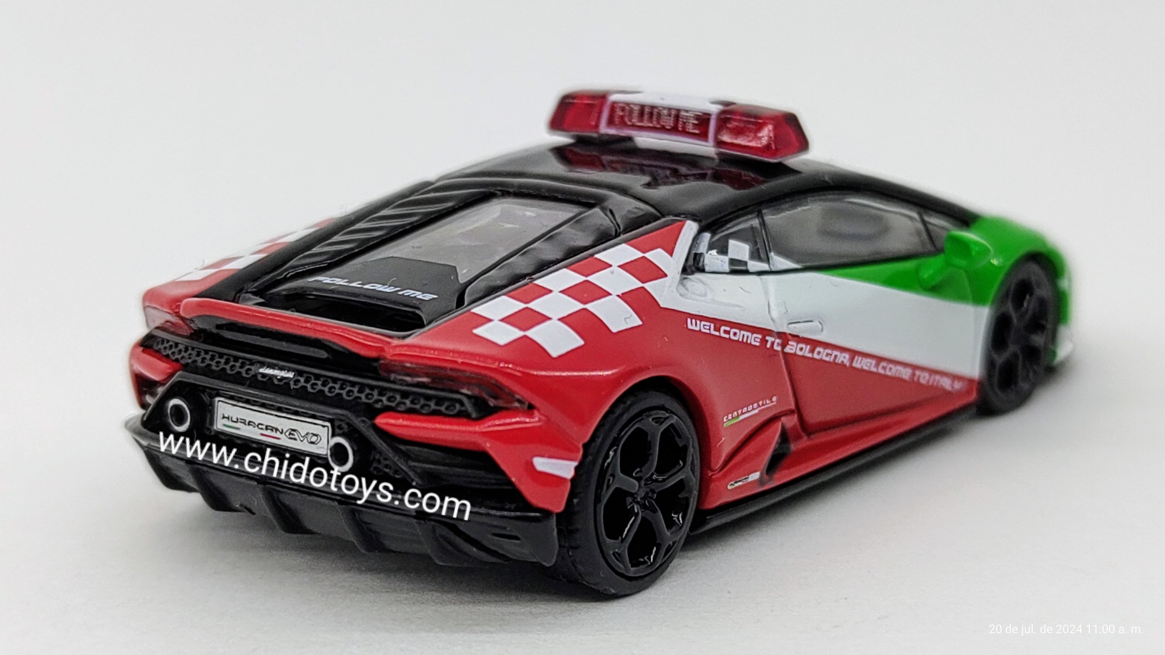 Auto a escala marca Mini GT Lamborghini Huracán EVO Bologna Airport 2020 - Chido Toys