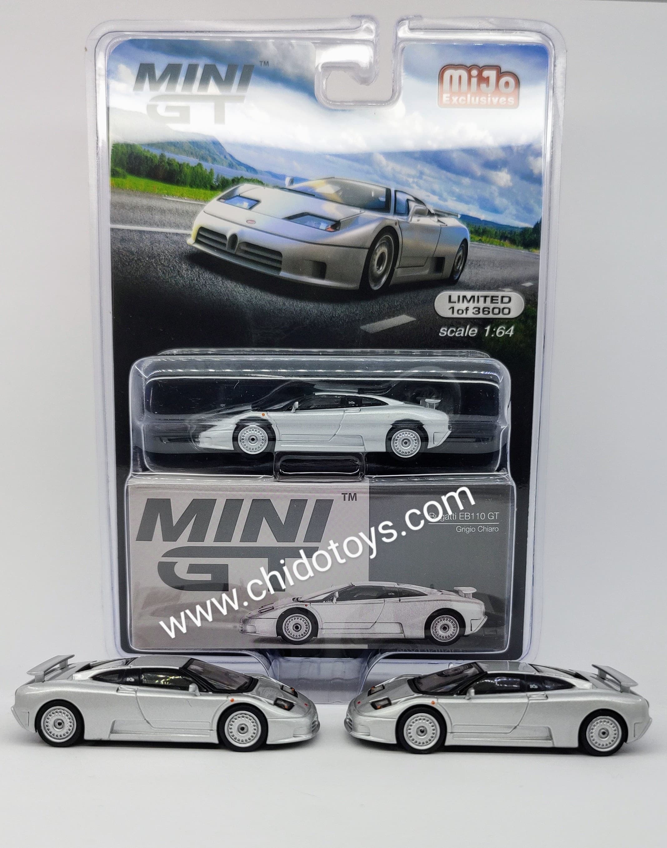 Auto a escala marca Mini GT Modelo EB110 GT Grigo Chiaro - Chido Toys