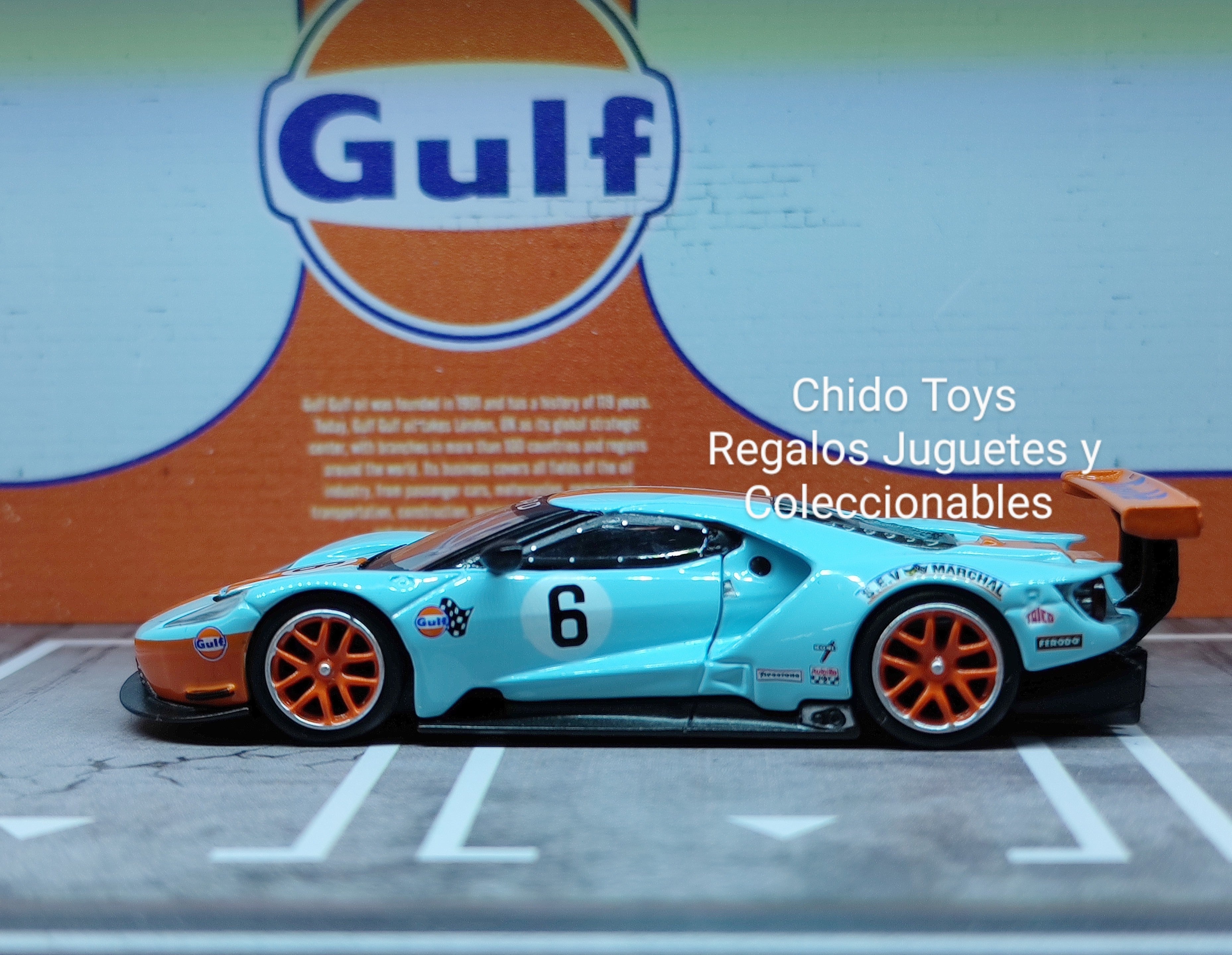 Auto a escala marca Mini GT, modelo Ford GT GTLM - Chido Toys