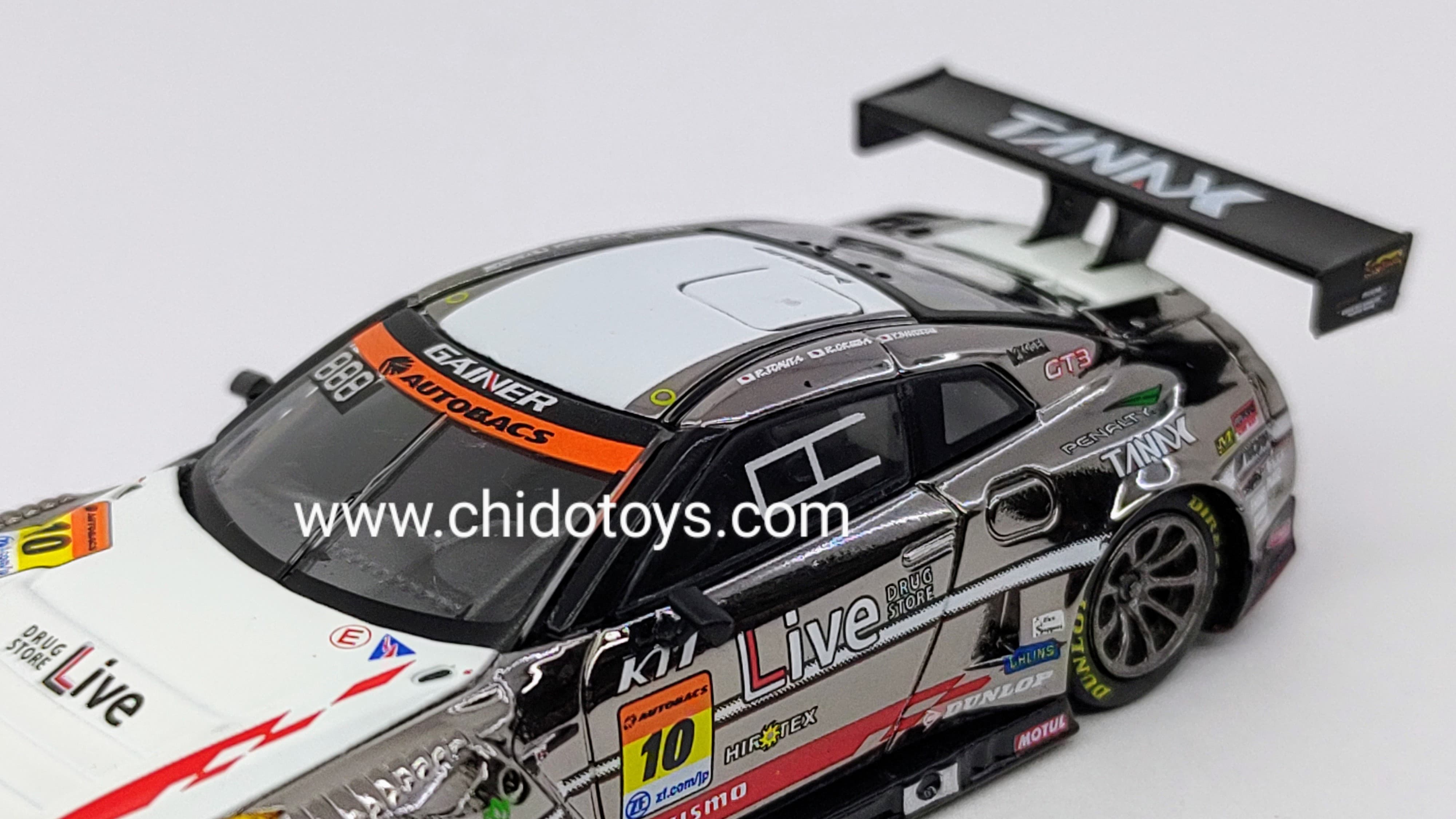 Auto a escala marca Mini Gt Modelo GT - R R35 Nismo GT3 TANAX - Chido Toys