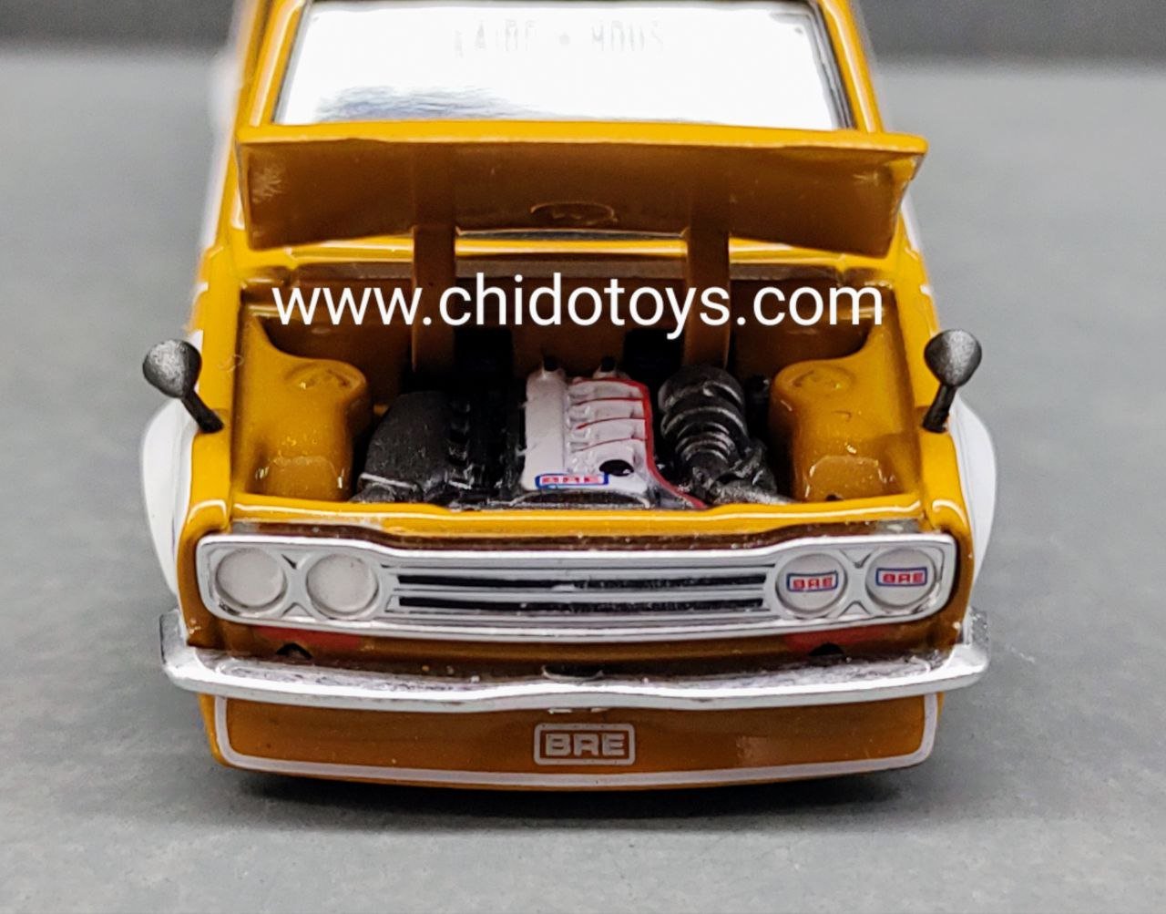 Auto a escala marca Mini GT modelo Kaido House x Mini GT Datsun 510 Street - Chido Toys