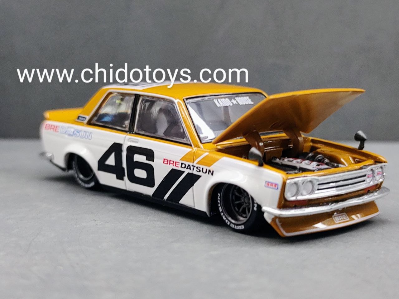 Auto a escala marca Mini GT modelo Kaido House x Mini GT Datsun 510 Street - Chido Toys