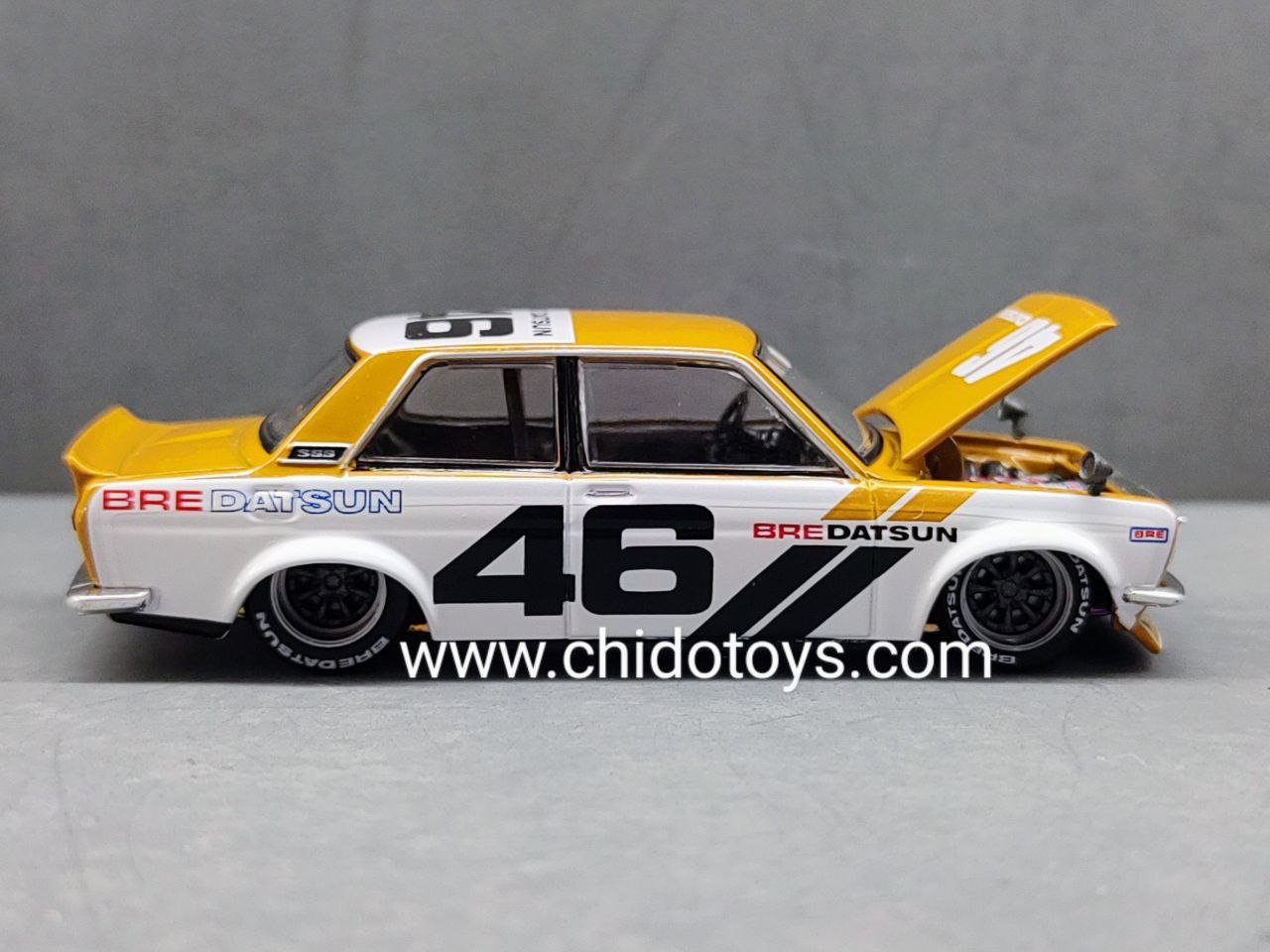 Auto a escala marca Mini GT modelo Kaido House x Mini GT Datsun 510 Street - Chido Toys