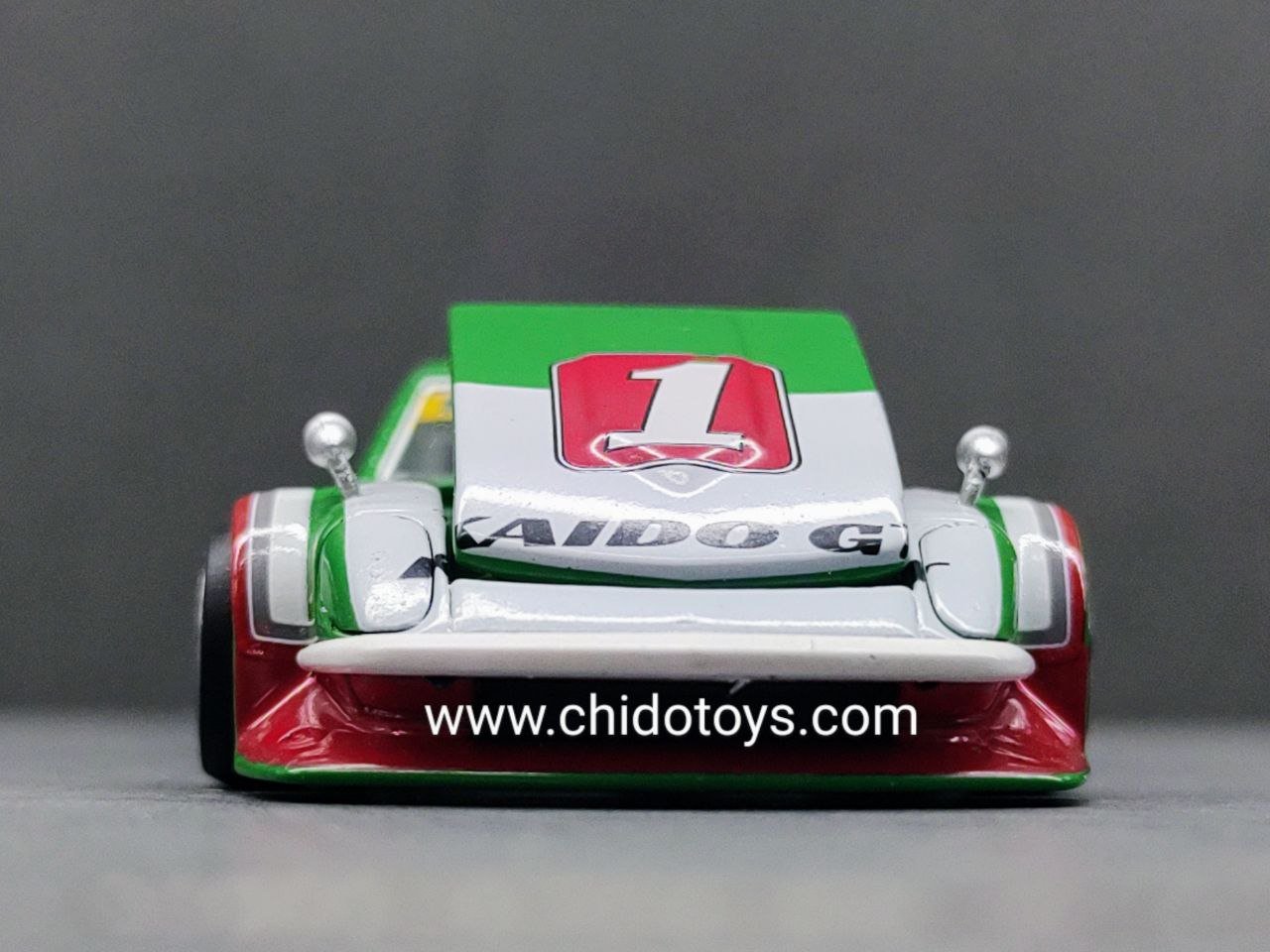 Auto a escala marca Mini GT modelo Kaido House x Mini GT Fairlady Z Kaido GT V2 Verde con Blanco - Chido Toys