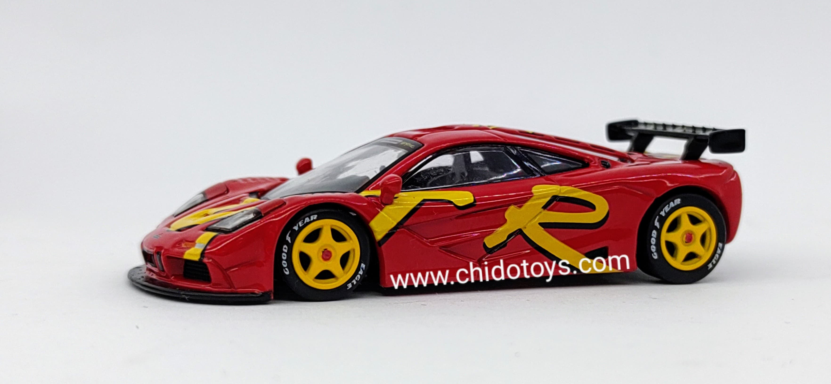 Auto a escala marca Mini GT, Modelo Mclaren F1 GTR - Chido Toys