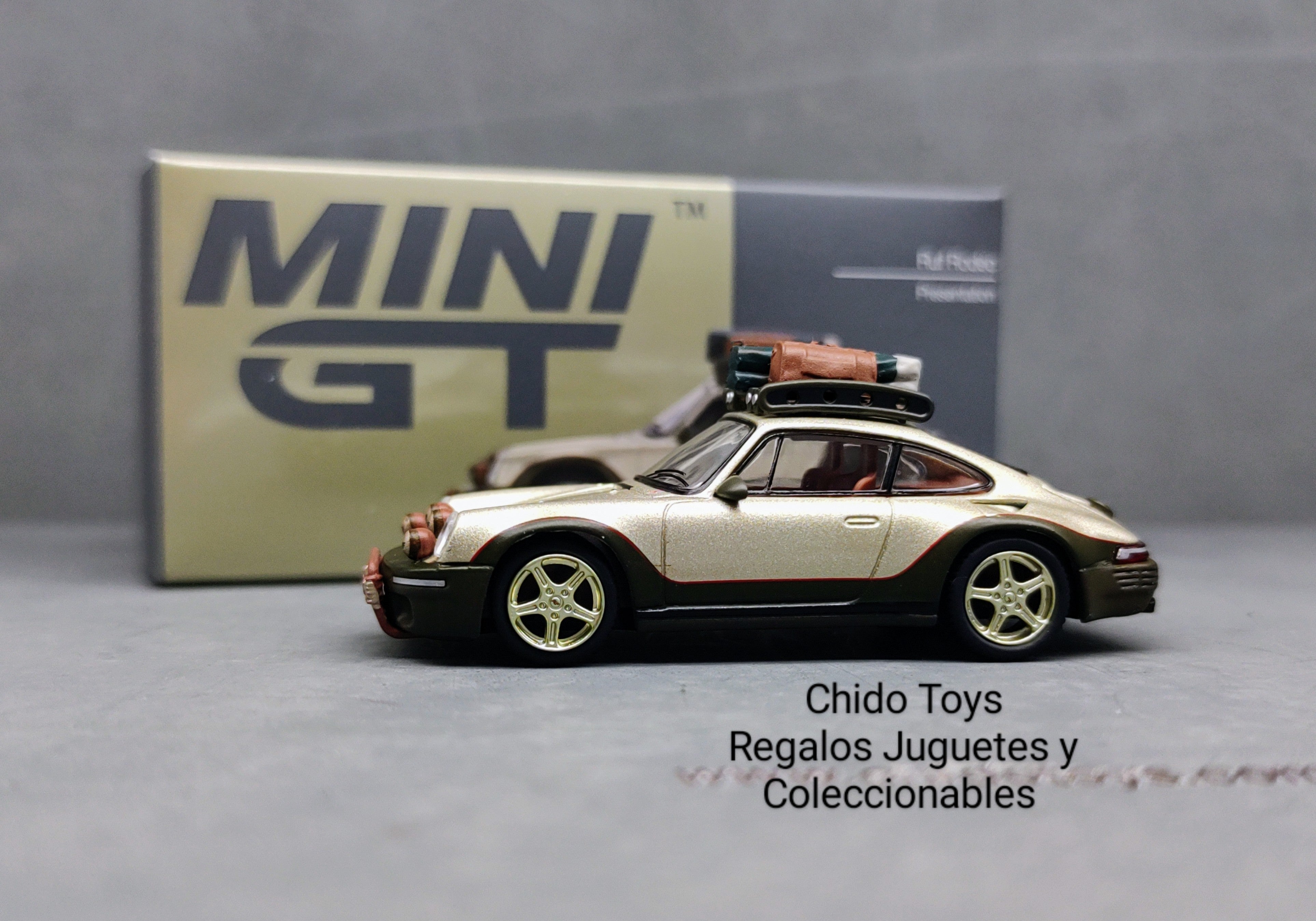 Auto a escala marca Mini GT RUF Rodeo Presentación - Chido Toys