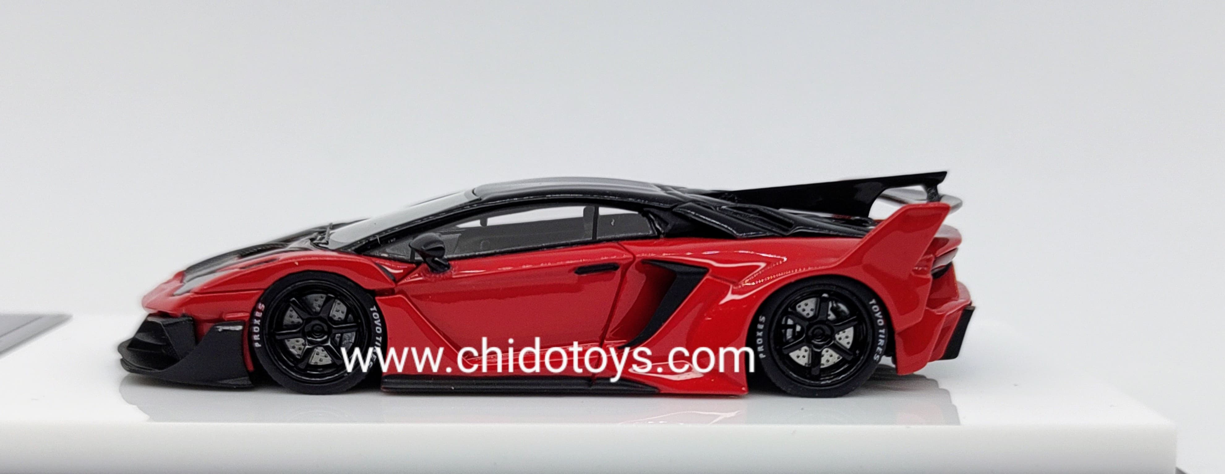 Auto a escala marca Mini Scale, Modelo LB - Silhouette Works Aventador GT EVO - Chido Toys