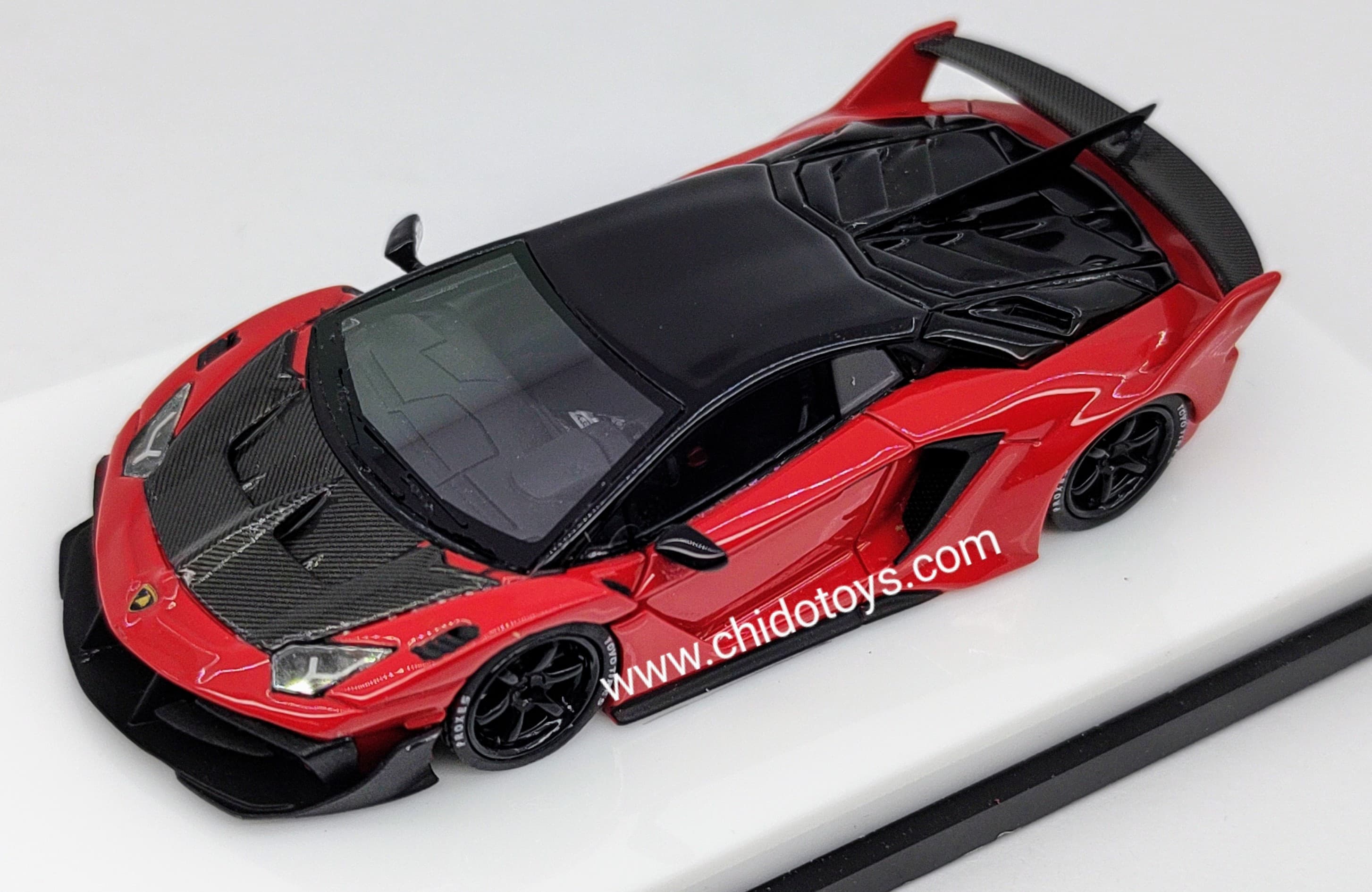 Auto a escala marca Mini Scale, Modelo LB - Silhouette Works Aventador GT EVO - Chido Toys