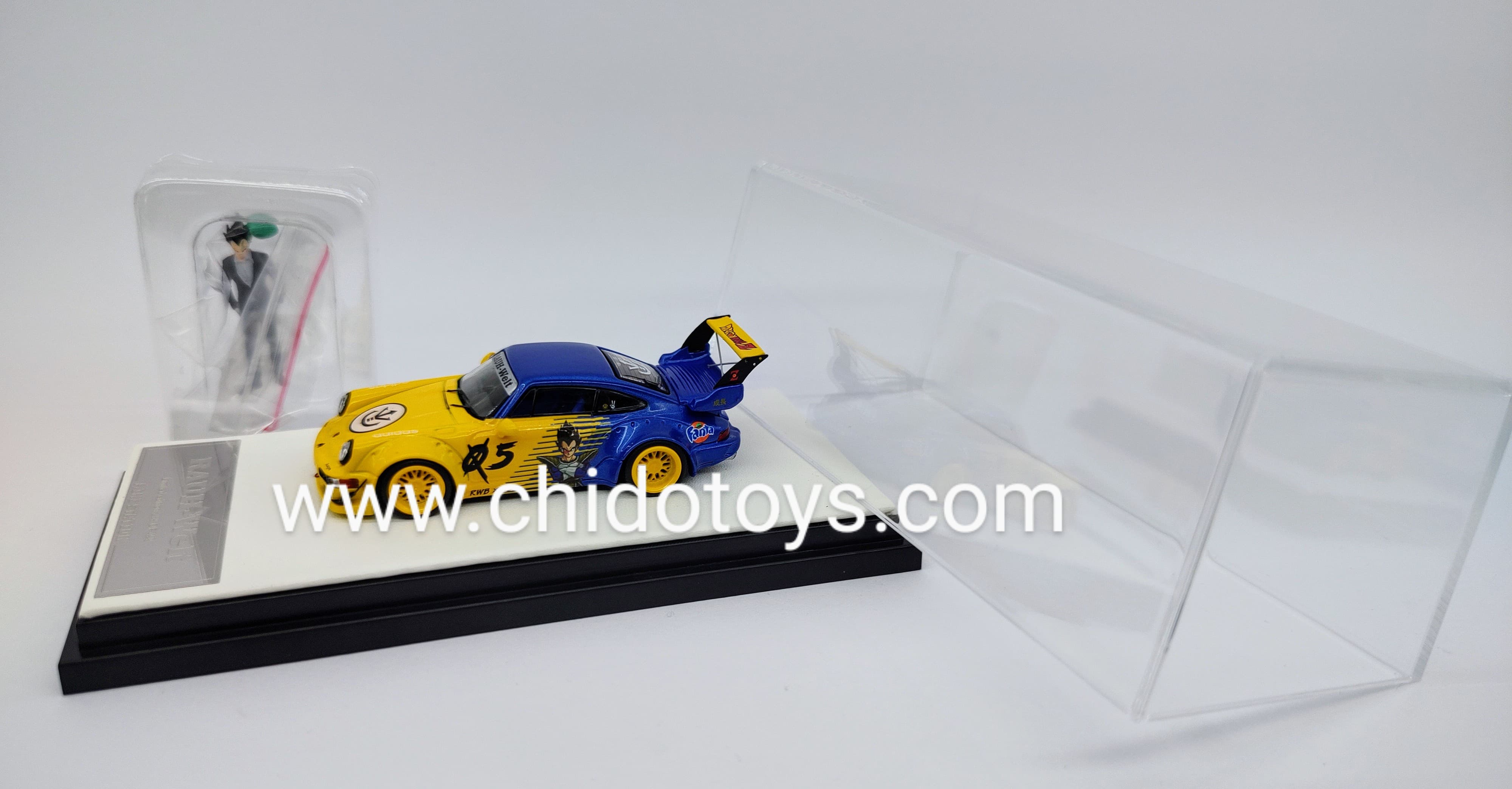 Auto a escala marca Mini Station modelo RWB Vegeta - Chido Toys