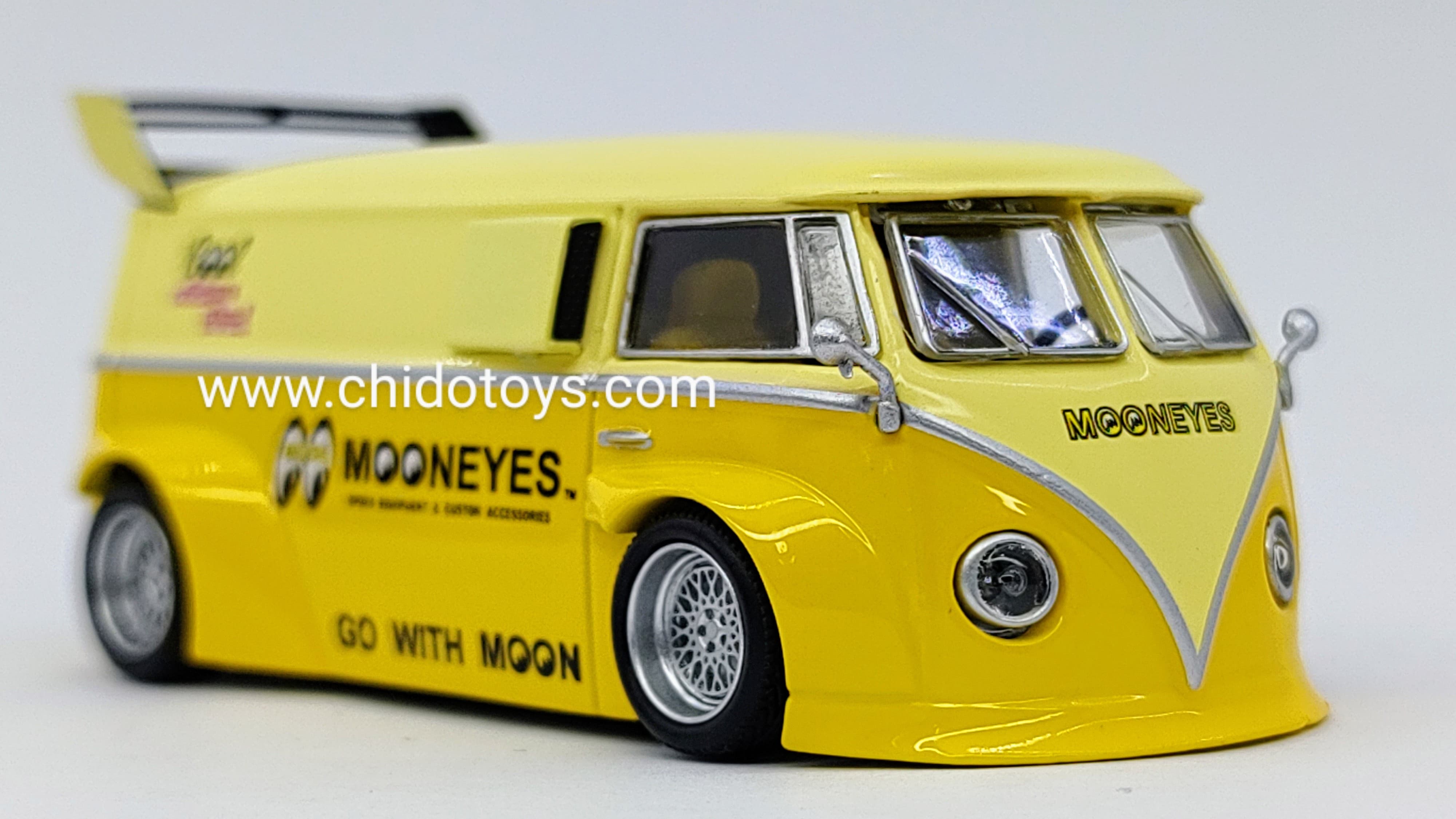 Auto a escala marca Mini Station, Modelo V.W Moon - Chido Toys