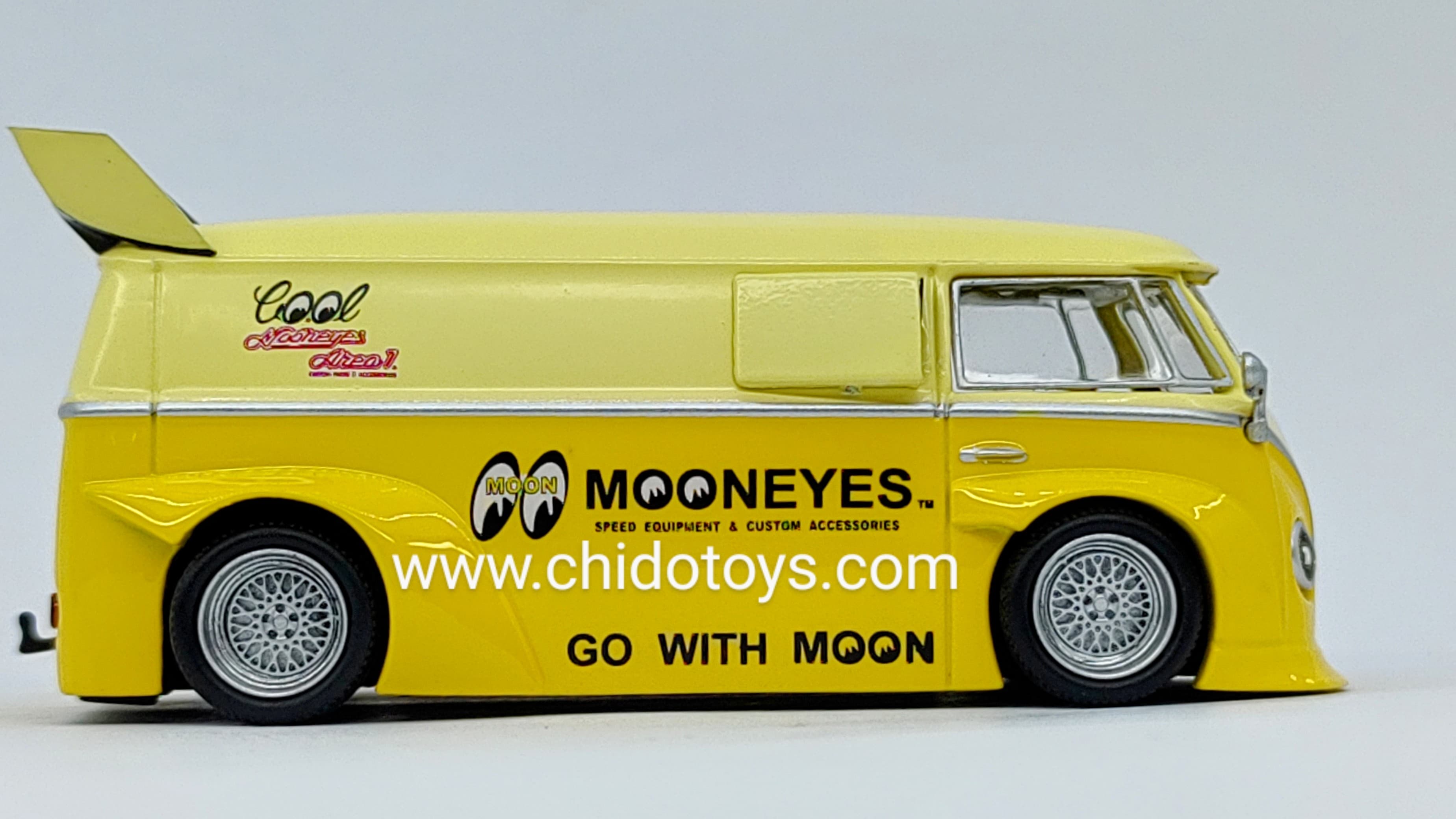 Auto a escala marca Mini Station, Modelo V.W Moon - Chido Toys