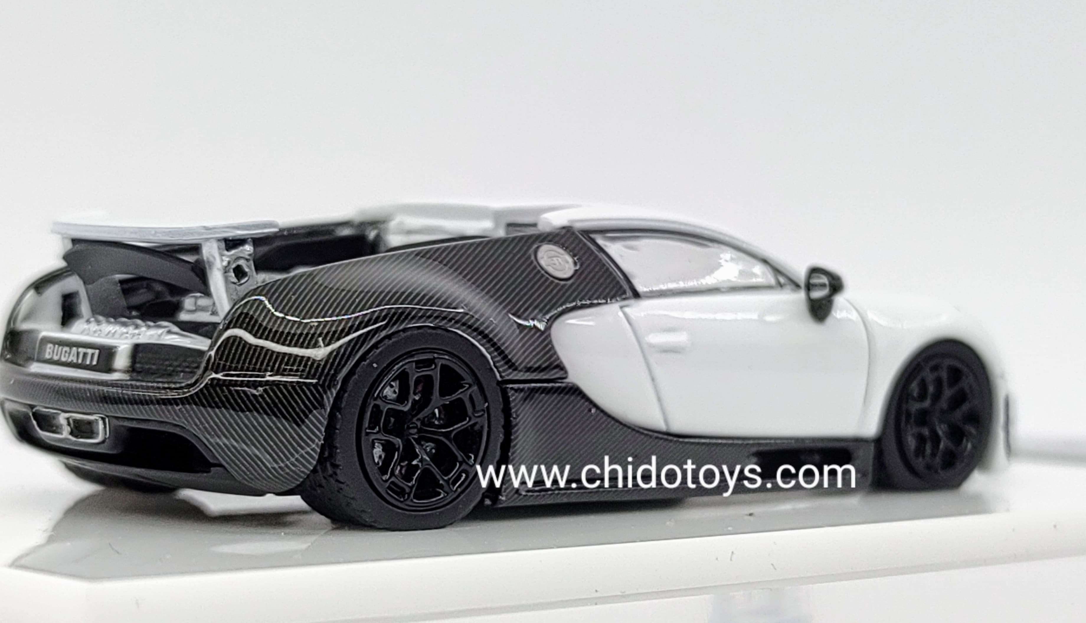 Auto a escala marca Mortal, Modelo Bugatti Veyron Blanco - Chido Toys