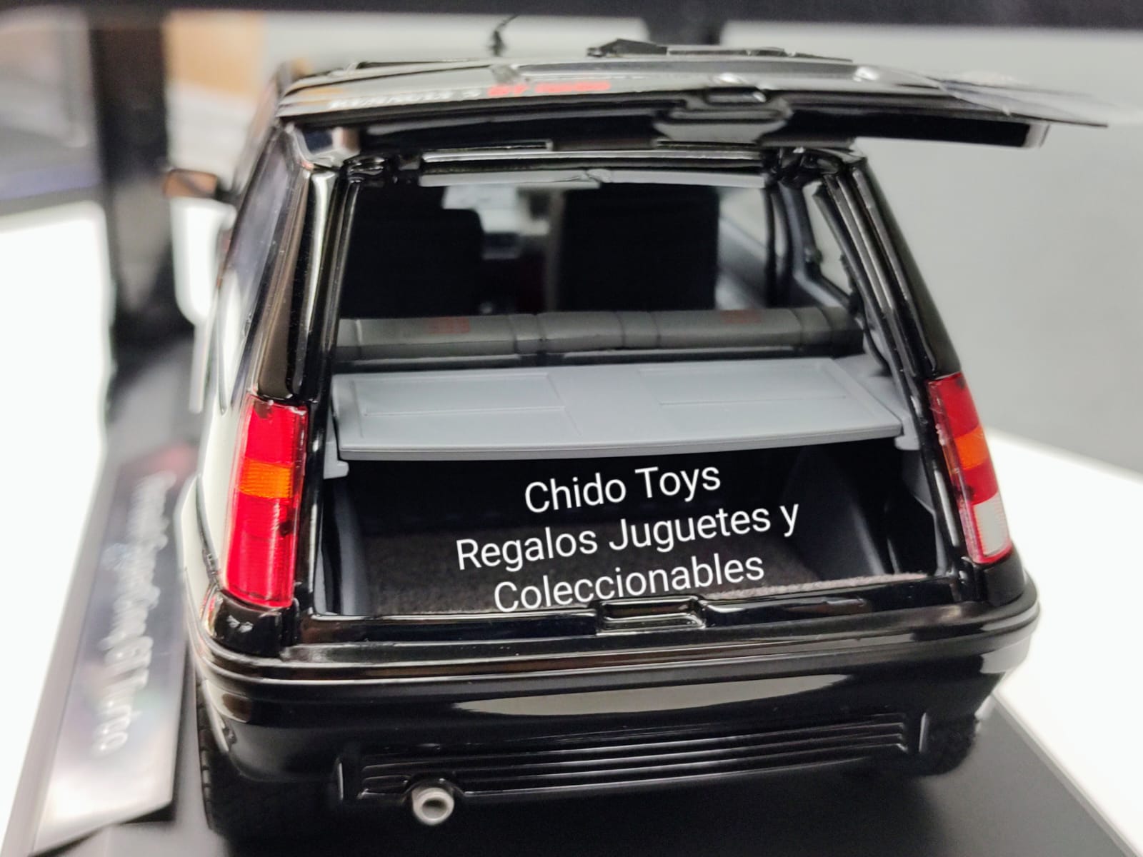 Auto a escala marca NOREV, Modelo Renault GT Turbo - Chido Toys