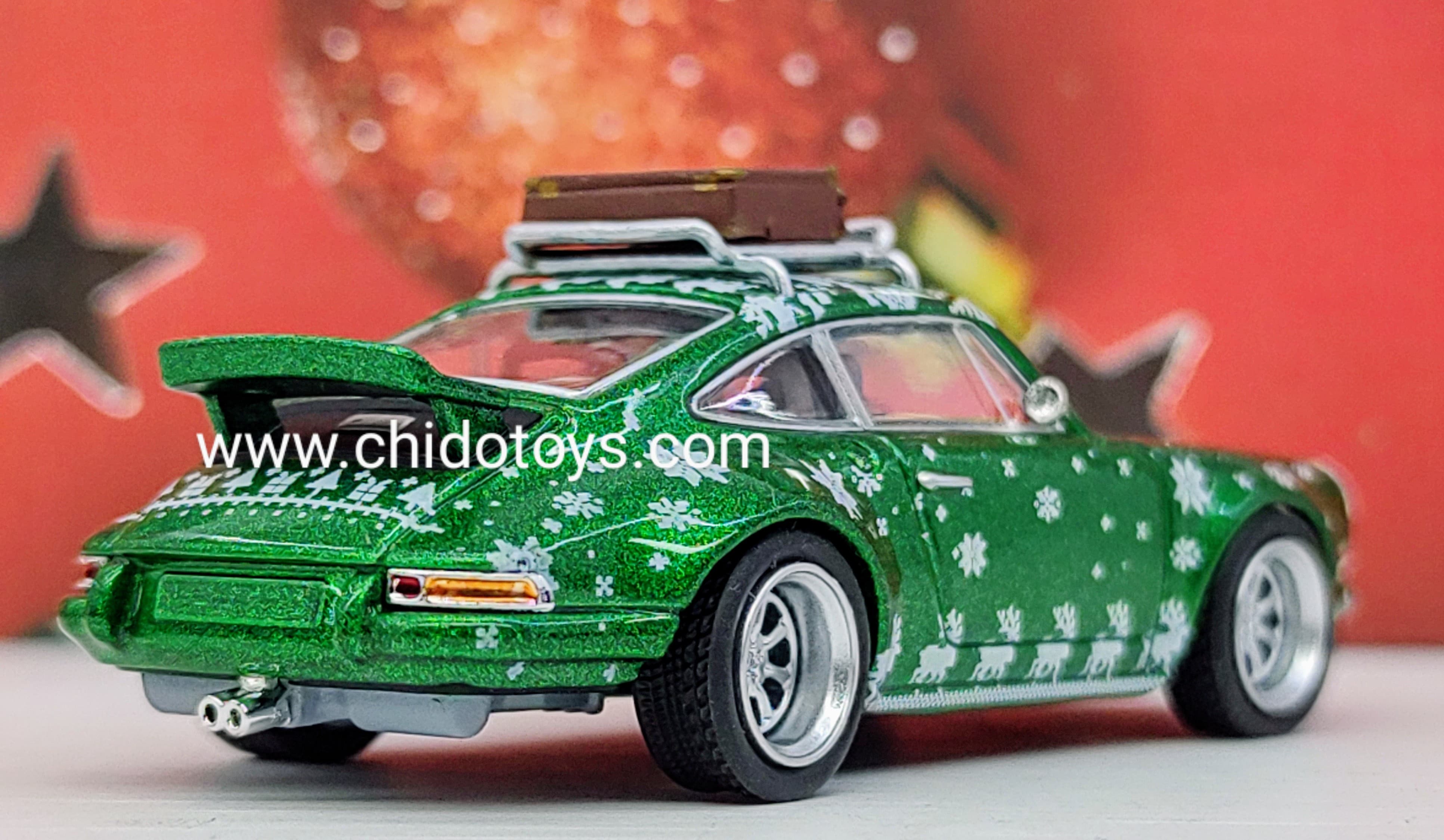 Auto a escala marca POPRACE, Modelo Singer Navidad - Chido Toys