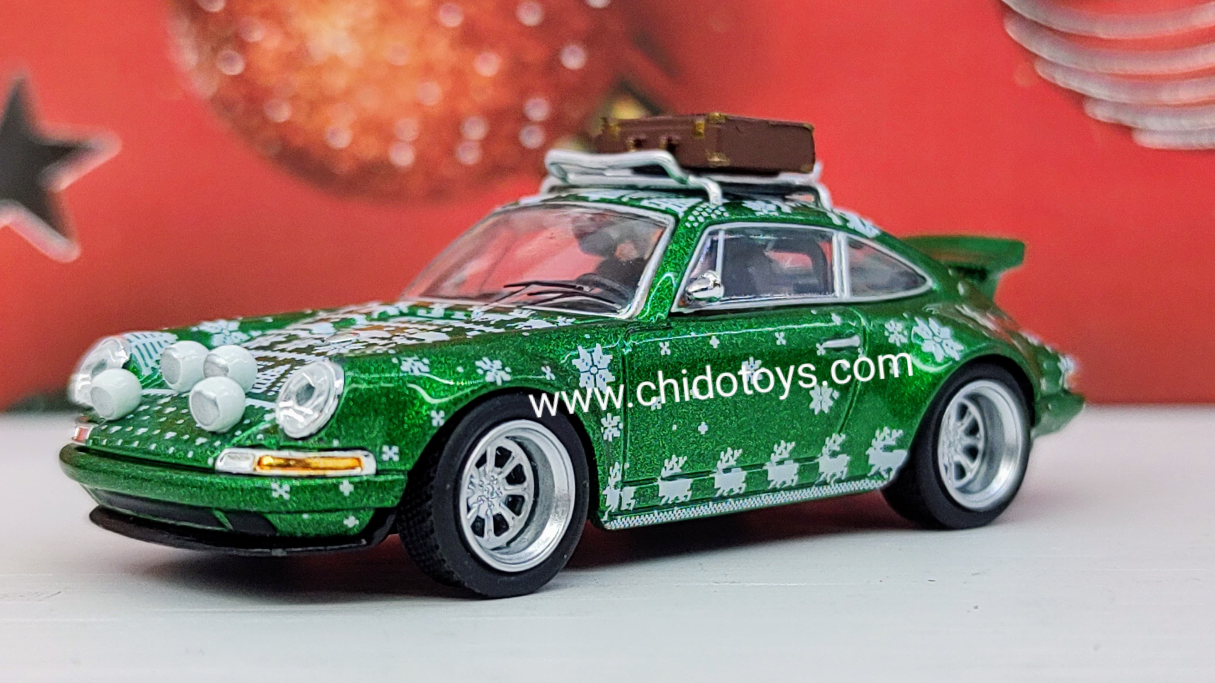 Auto a escala marca POPRACE, Modelo Singer Navidad - Chido Toys