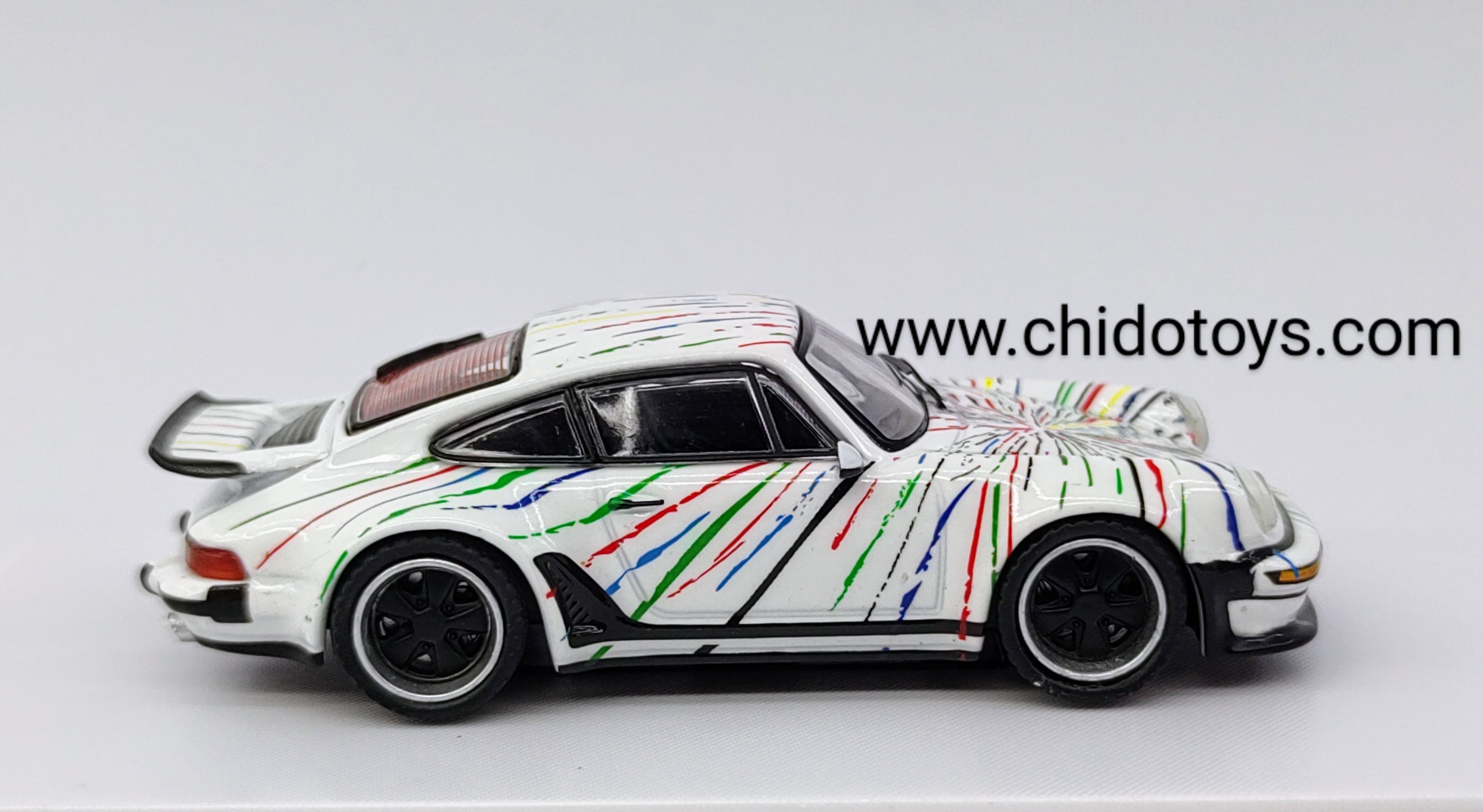 Auto a escala marca RHINO MODEL Modelo Singer - Chido Toys