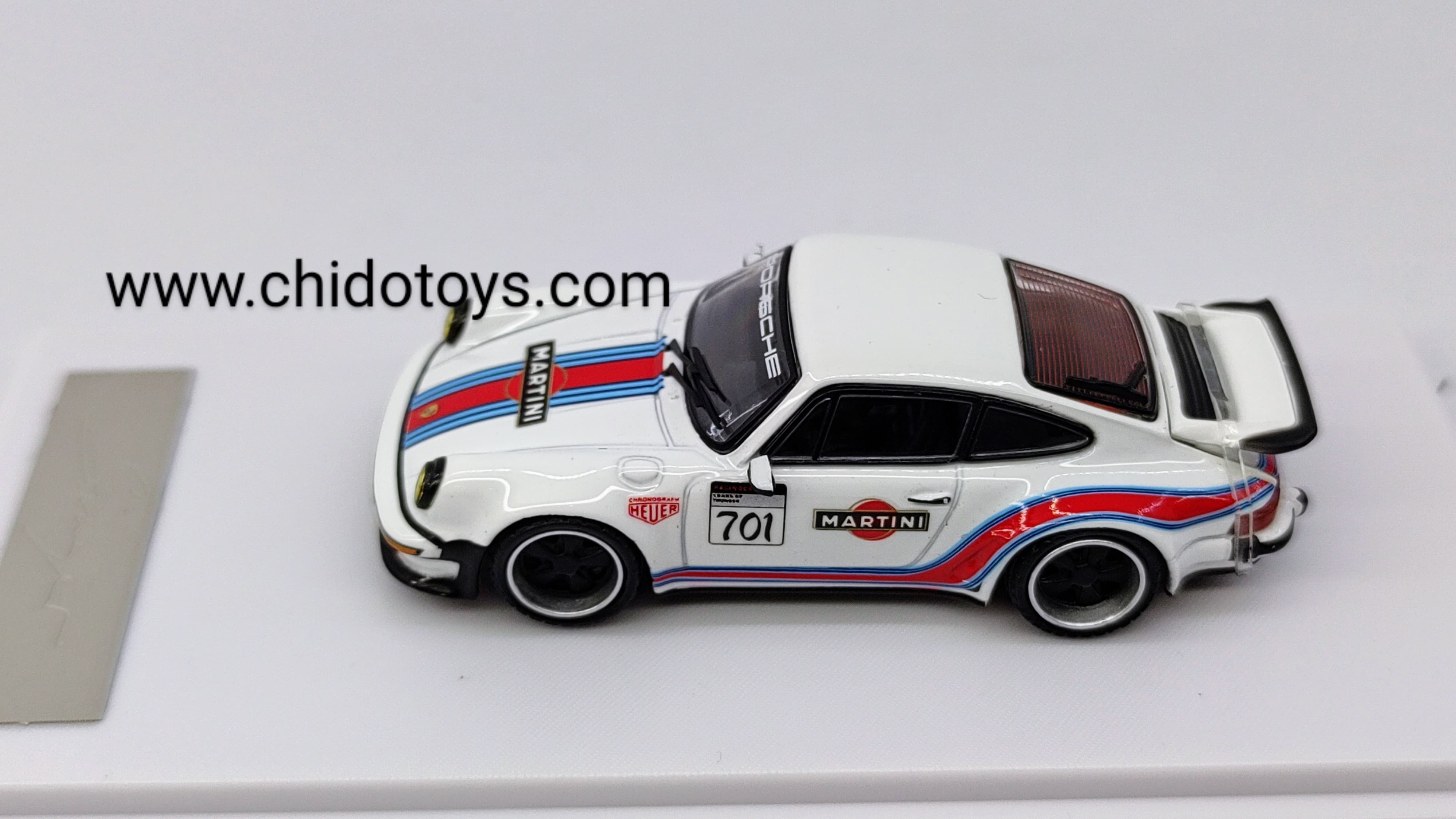 Auto a escala marca Rhino Model, Modelo Singer Turbo Study 930 - Chido Toys