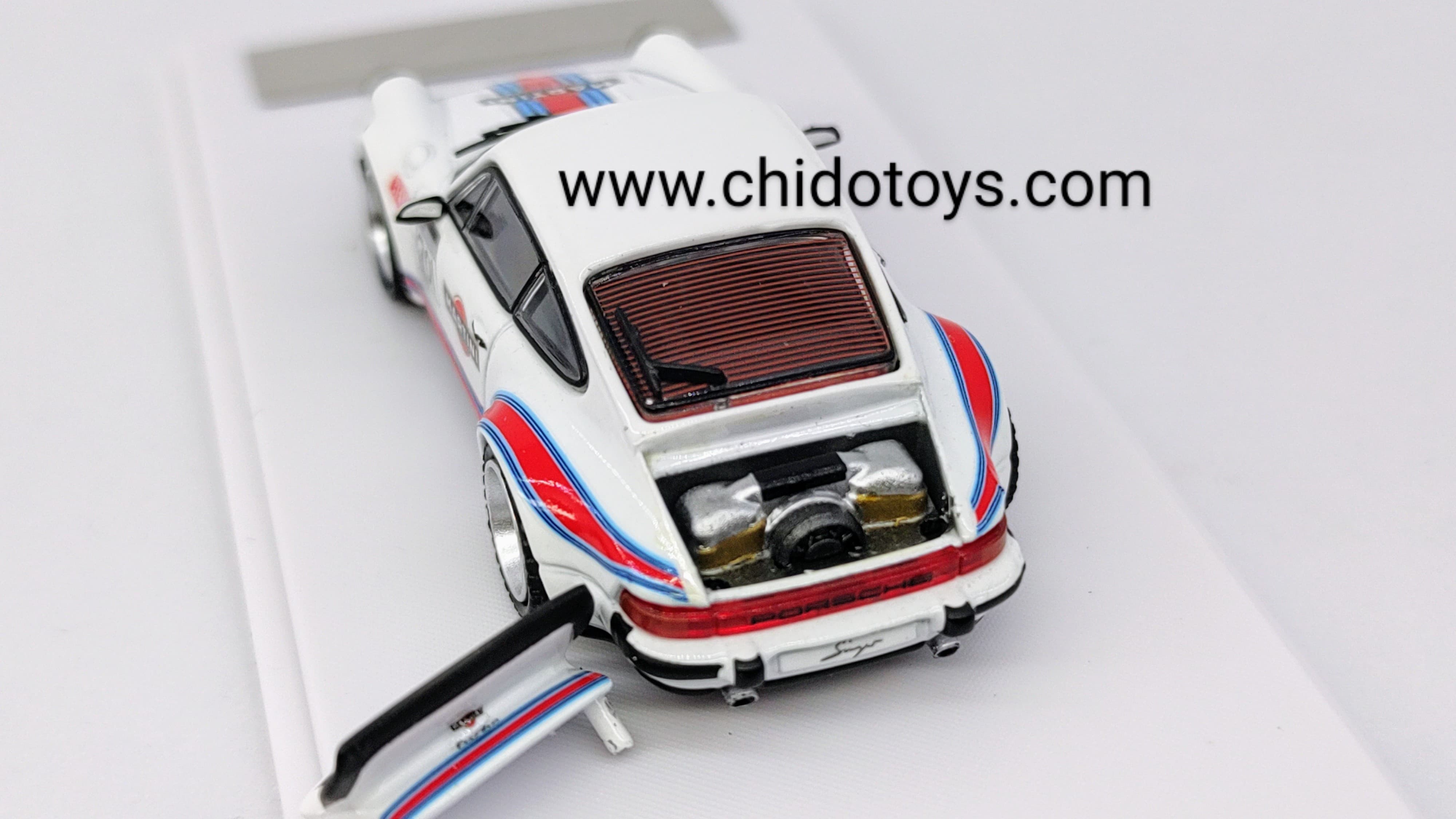 Auto a escala marca Rhino Model, Modelo Singer Turbo Study 930 - Chido Toys