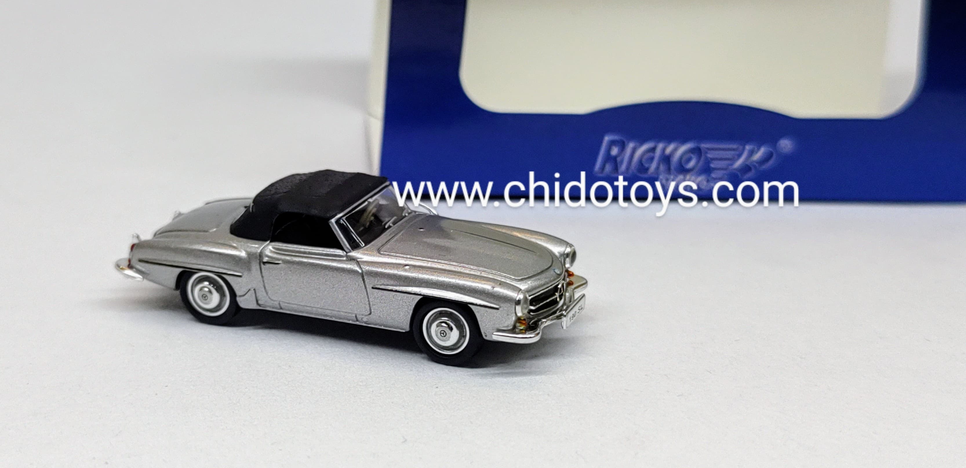 Auto a escala marca Ricko, Modelo Mercedes Benz 190 SL - Chido Toys