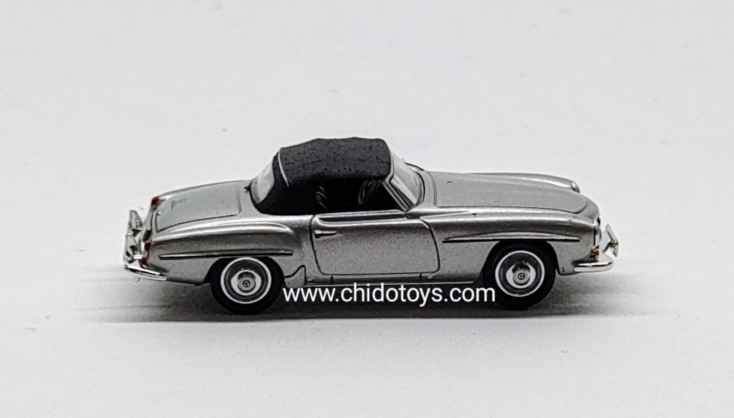 Auto a escala marca Ricko, Modelo Mercedes Benz 190 SL - Chido Toys