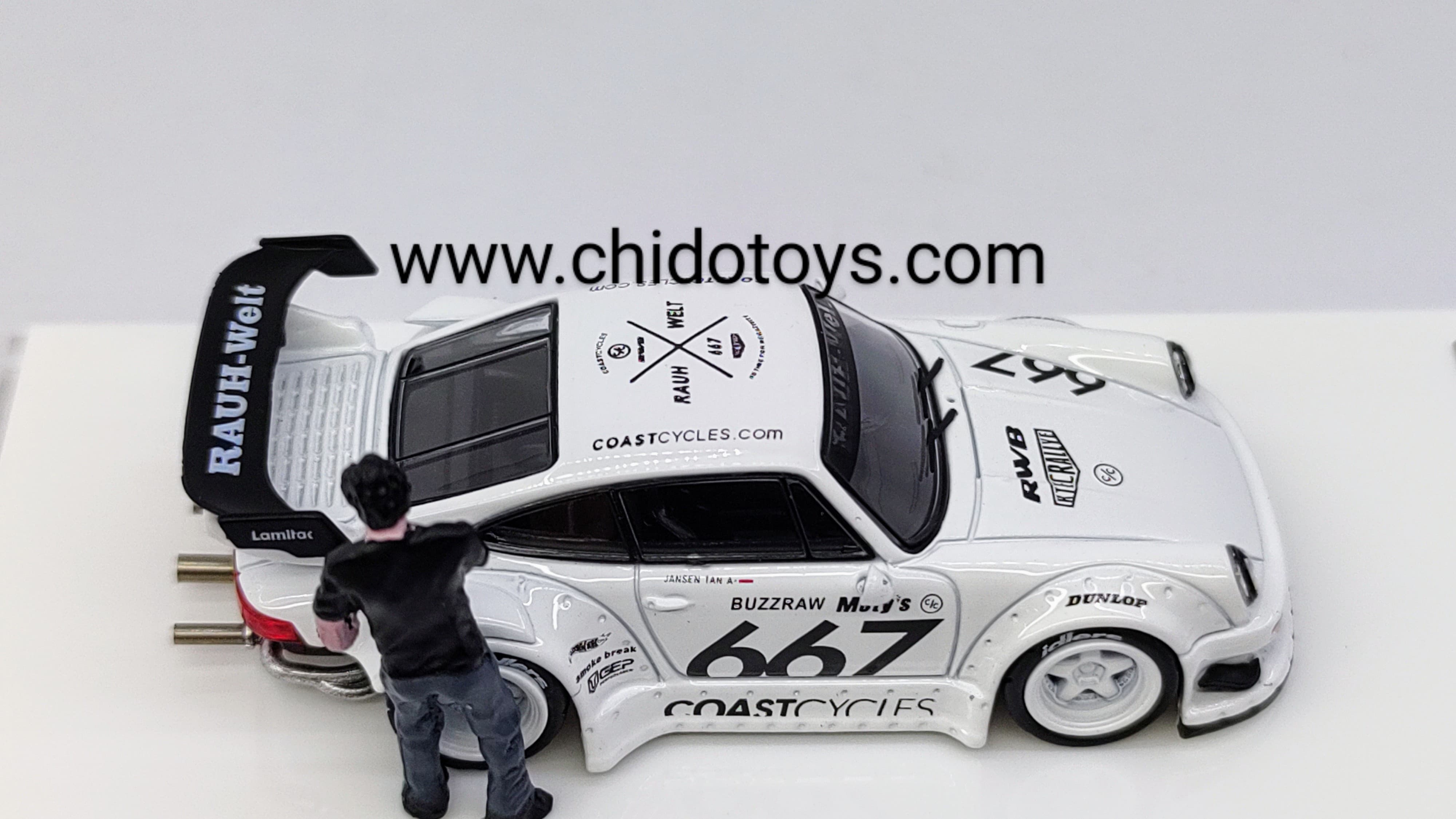 Auto a escala marca Star Model, Modelo Rauh - Welt RWB 930 - Chido Toys