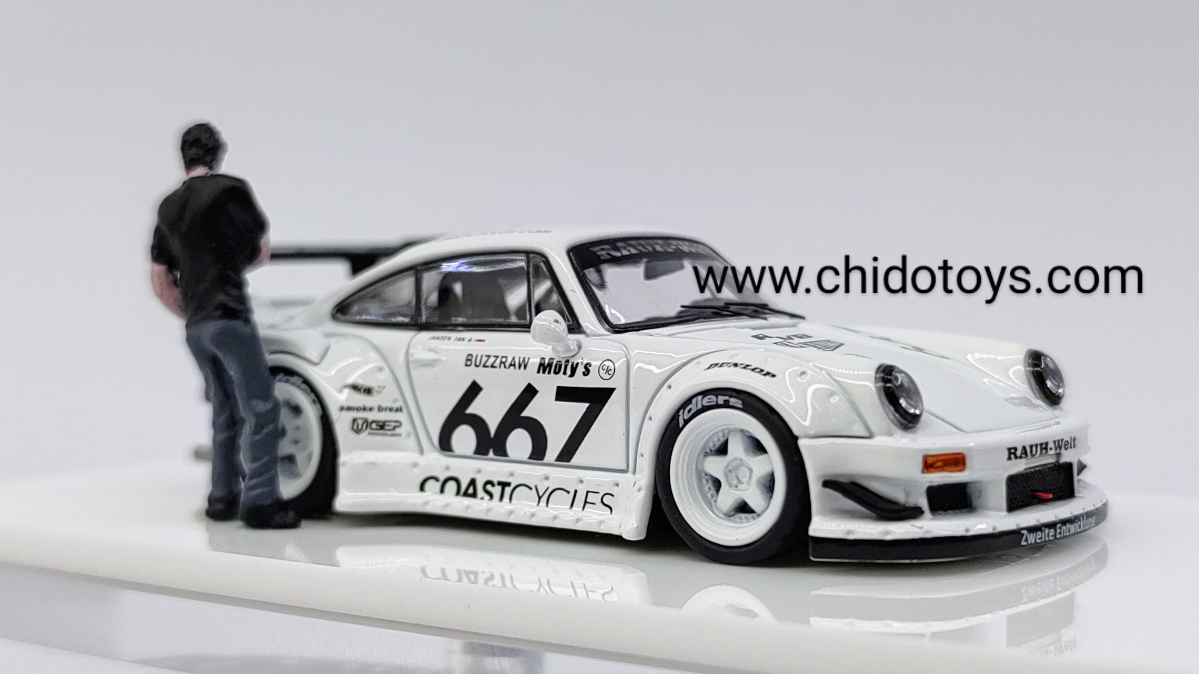 Auto a escala marca Star Model, Modelo Rauh - Welt RWB 930 - Chido Toys