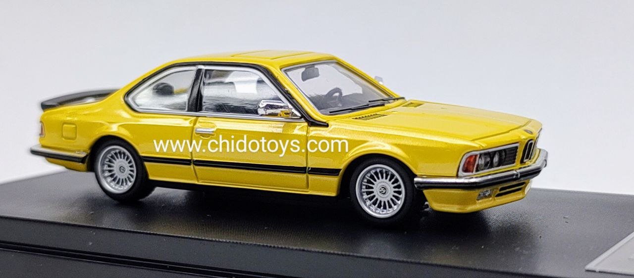 Auto a escala marca Street Warrior Modelo 635 CSI - Chido Toys