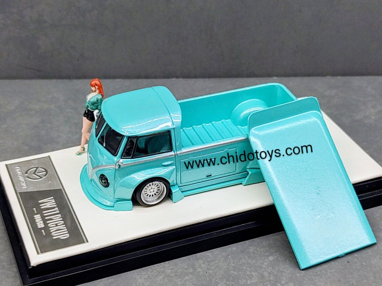 Auto a escala marca Time Micro, Modelo Volkswagen T1 Pickup - Chido Toys