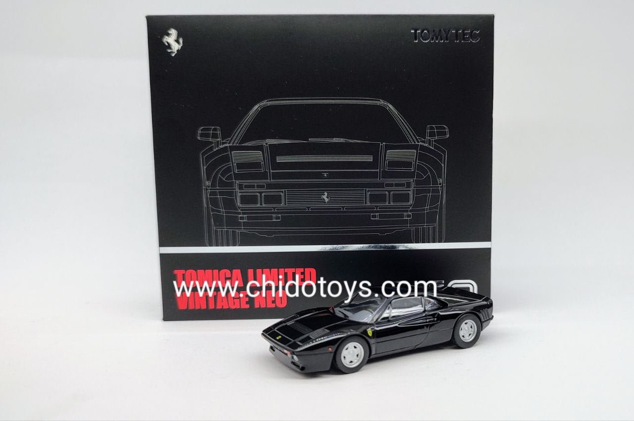 Auto a escala marca Tomica Limited Vintage Neo, modelo Ferrari GTO Black - Chido Toys