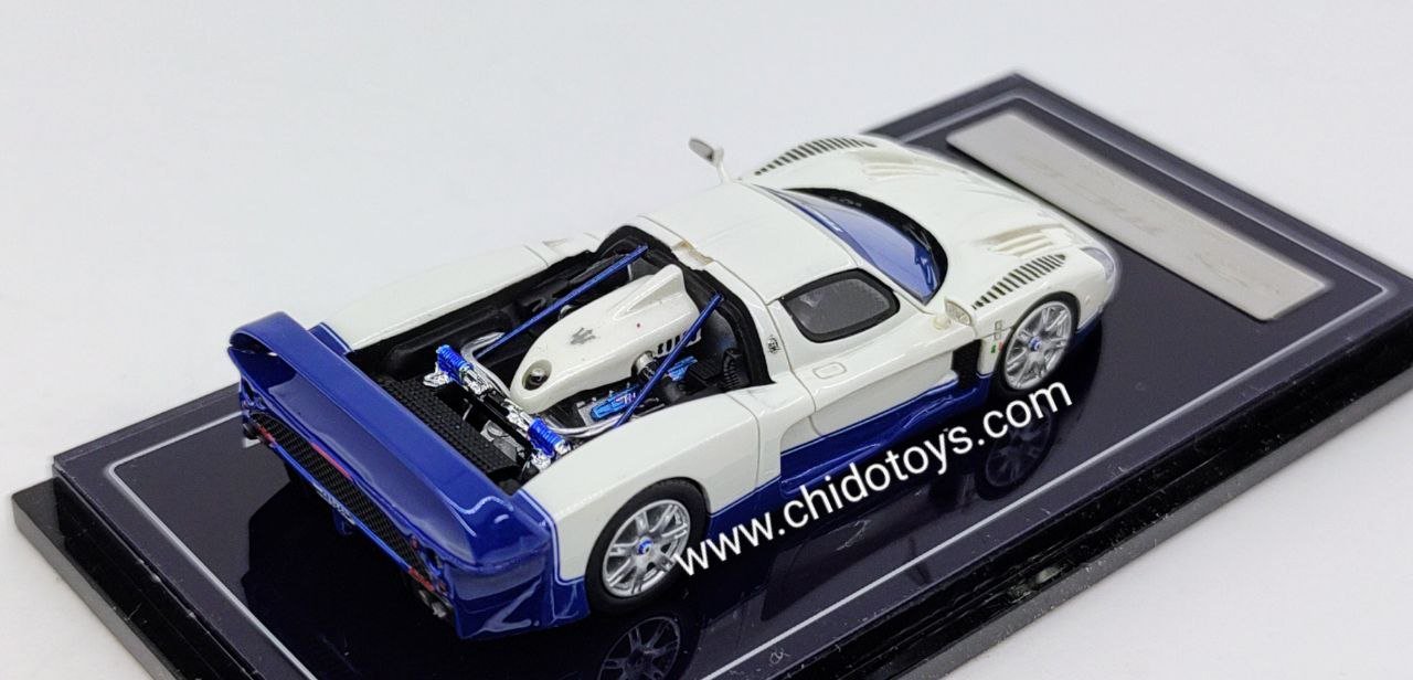 Auto a escala marca YM Model, Modelo Maserati MC12 - Chido Toys