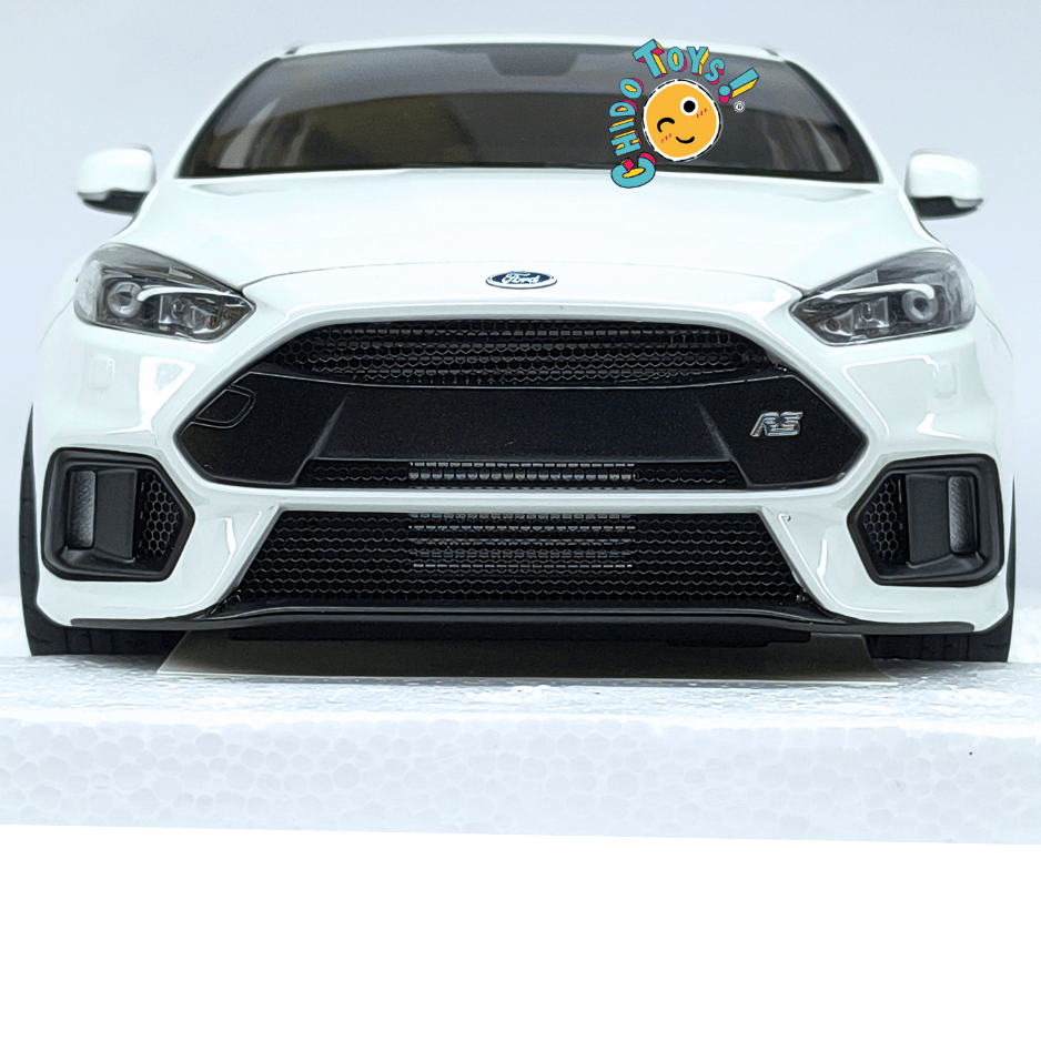 AUTOart Ford Focus RS 2016 1:18 Frozen White con aperturas - Chido Toys