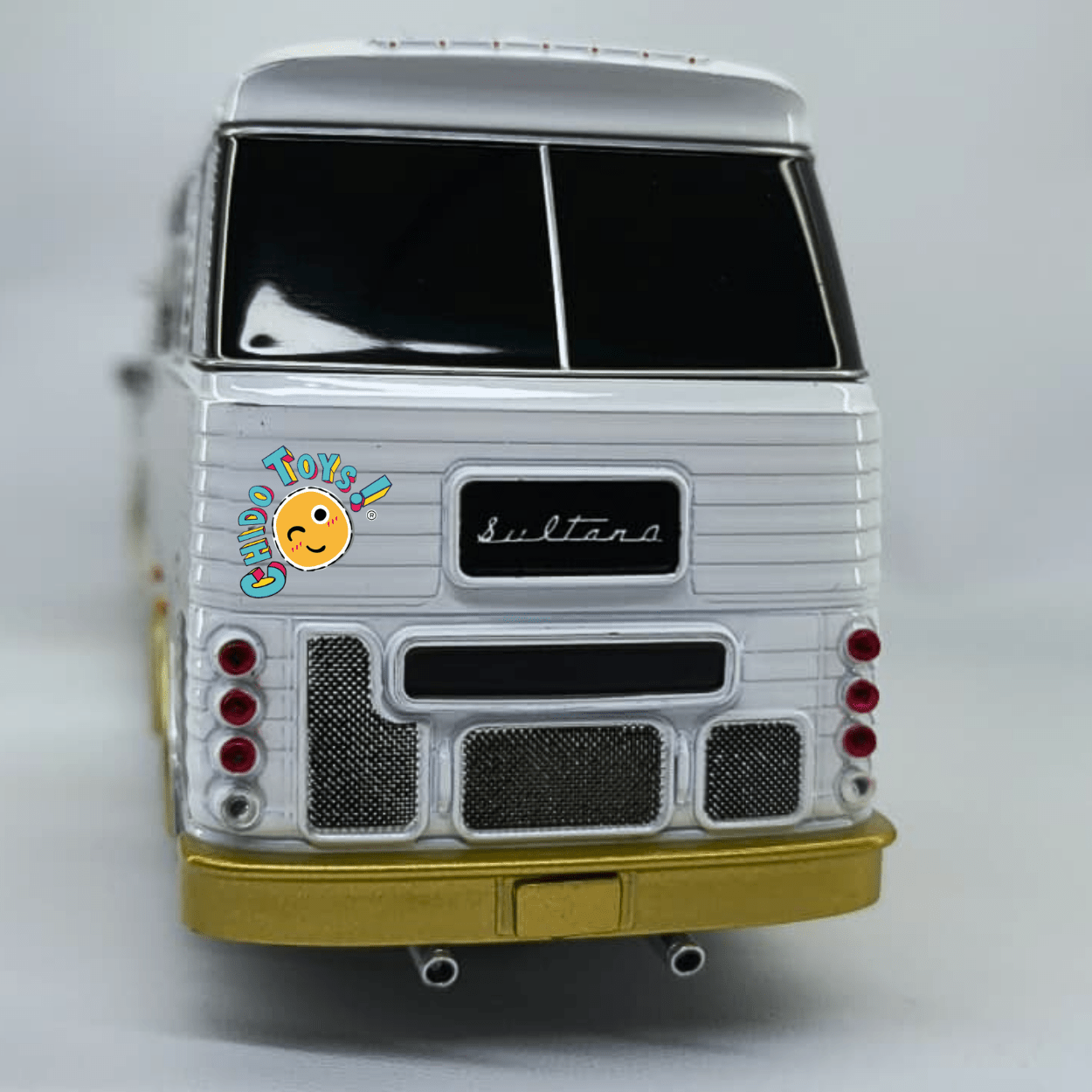 Autobús Sultana Panorámico TM 44 - 18 SP – Iconic Replicas 1:43 - Chido Toys