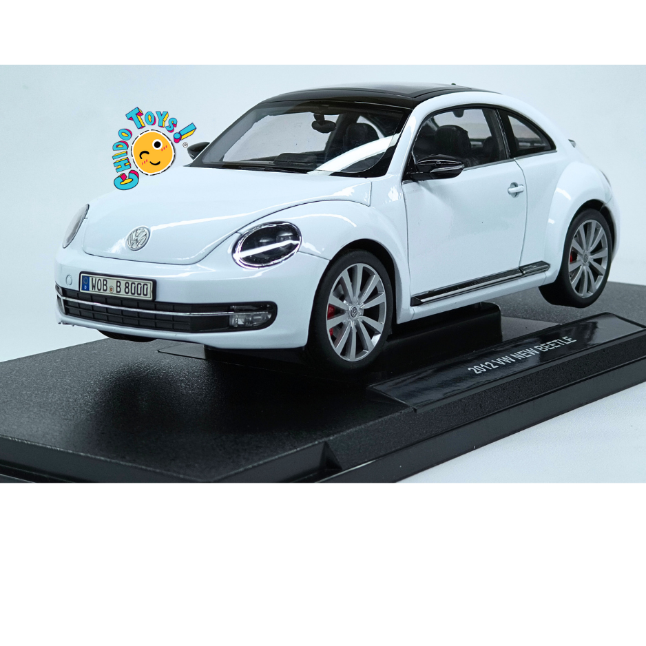 Welly Volkswagen New Beetle 2012 1:18 blanco