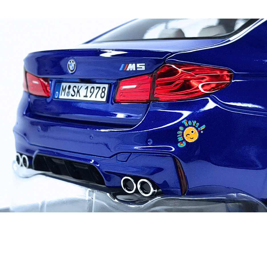 BMW M5 F90 Norev Dealer Edition 1:18 Marina Bay Blue apertura total - Chido Toys