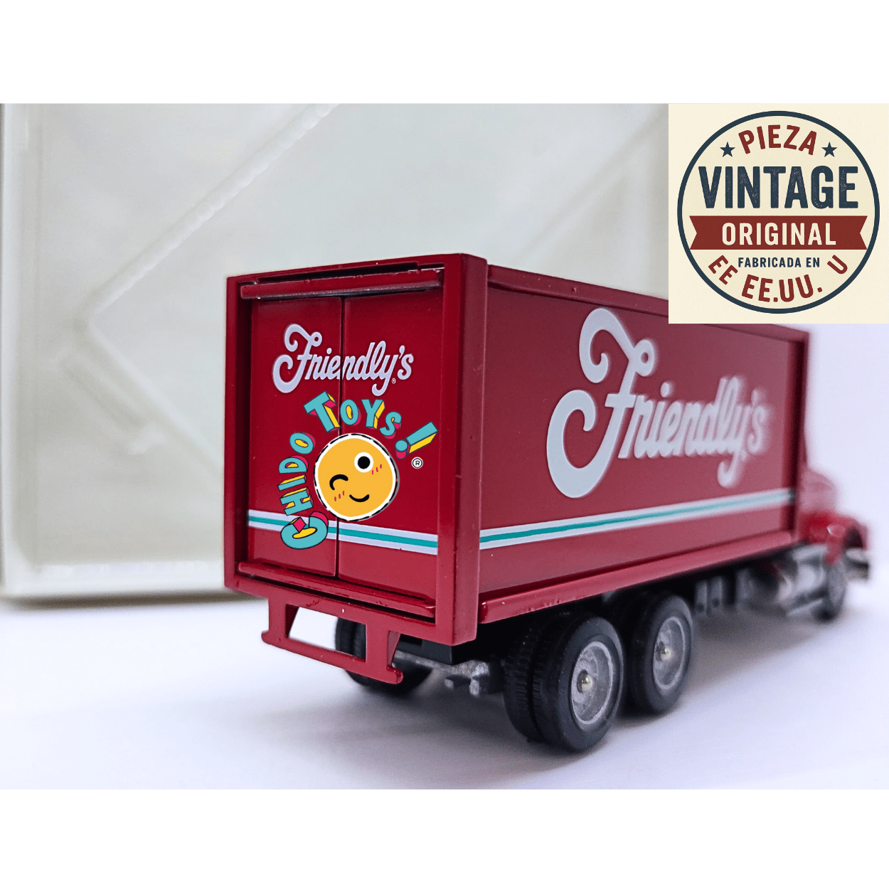 Camión Winross Friendly’s Caja Cerrada a Escala 1:64 – Edición Promocional de Metal con Llantas de Goma - Chido Toys