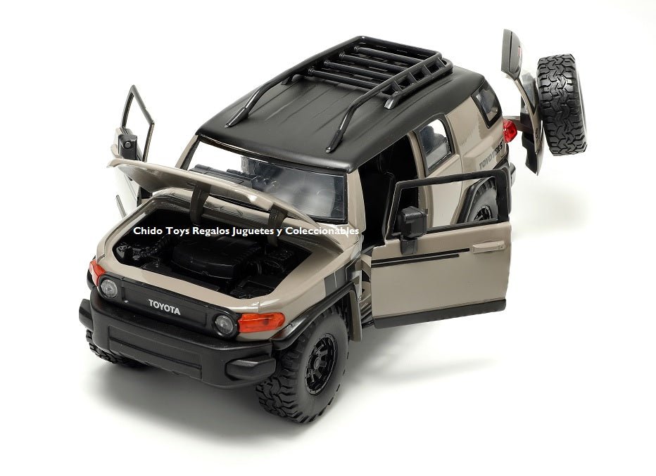 Camioneta a escala marca Jada, Modelo FJ Cruiser - Chido Toys