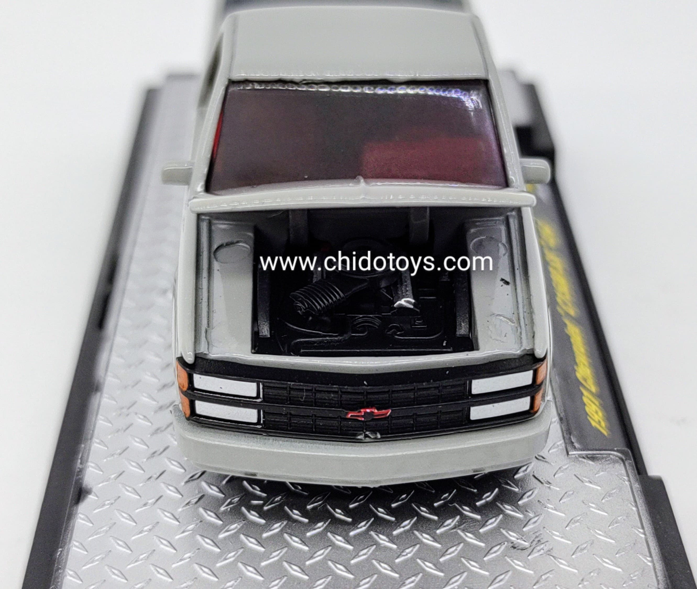 Camioneta a escala marca M2, Modelo Chevrolet C1500 SS 454 1991. - Chido Toys