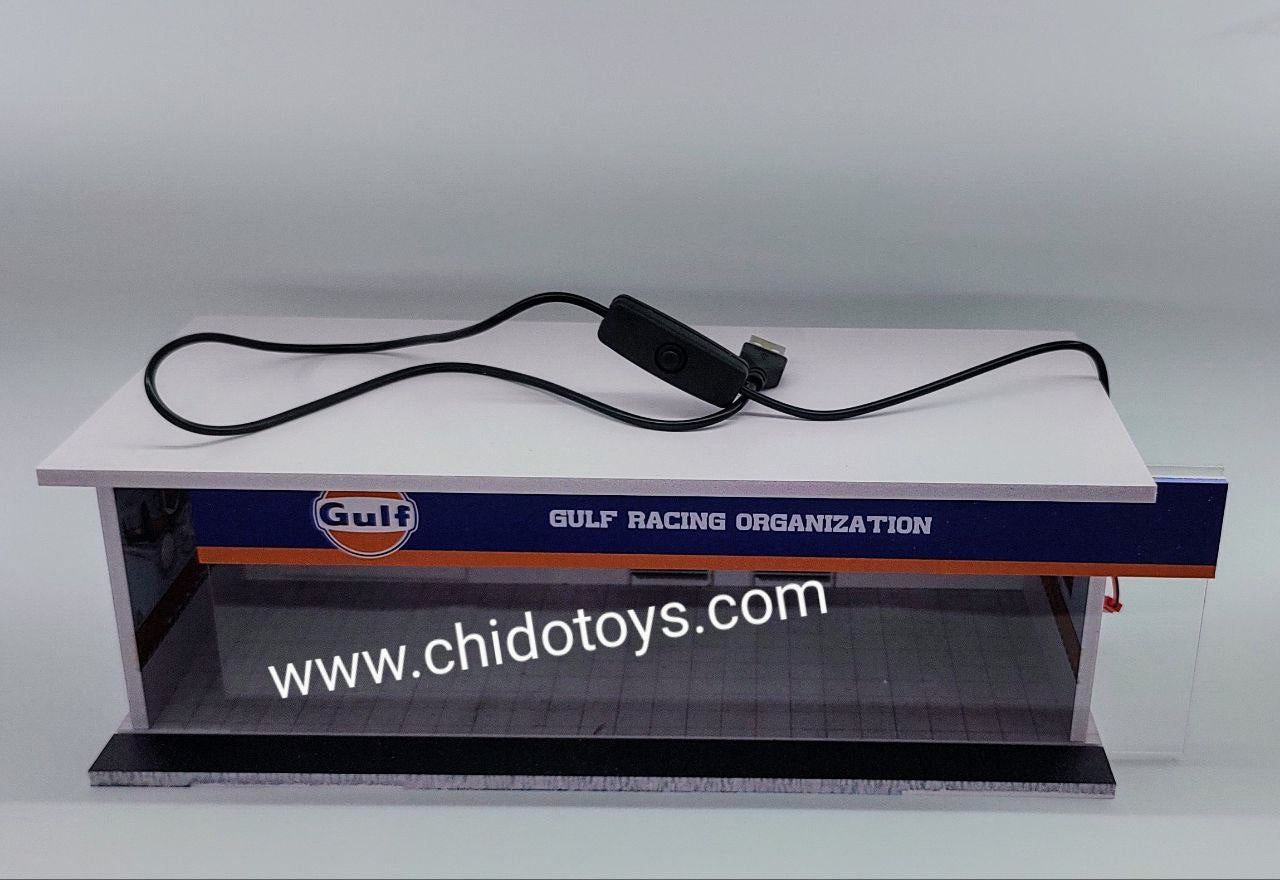 Diorama de estacionamiento con iluminación Led para escalas 1:64, marca MoreArt modelo Gulf - Chido Toys