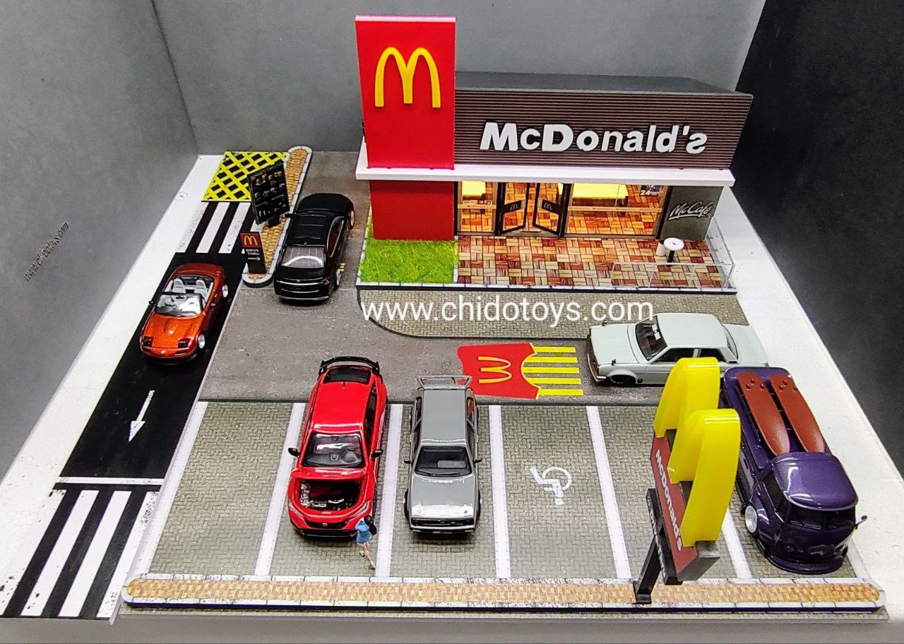 Diorama marca G - Fans modelo McDonald's - Agencia Lambo. - Chido Toys