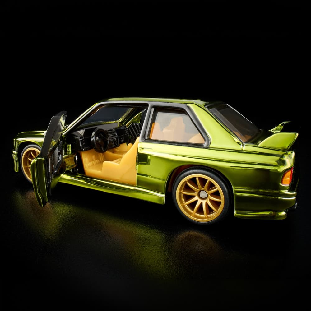 Hot Wheels RLC 1991 BMW M3 E30 1:64 Spectraflame Olive con capelo